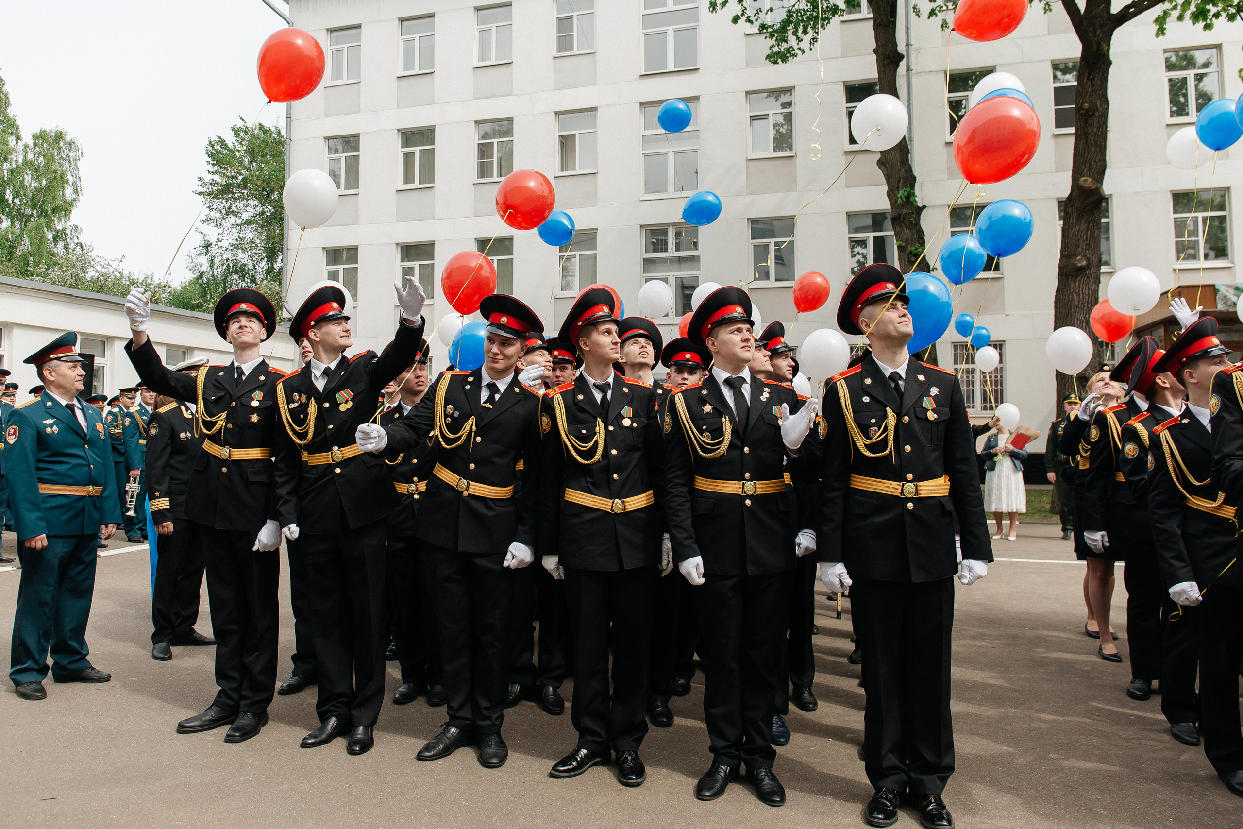 Последний звонок в Кадетском корпусе. Фото Радости. Свадебный и семейный фотограф в Москве Юлия Самойлова