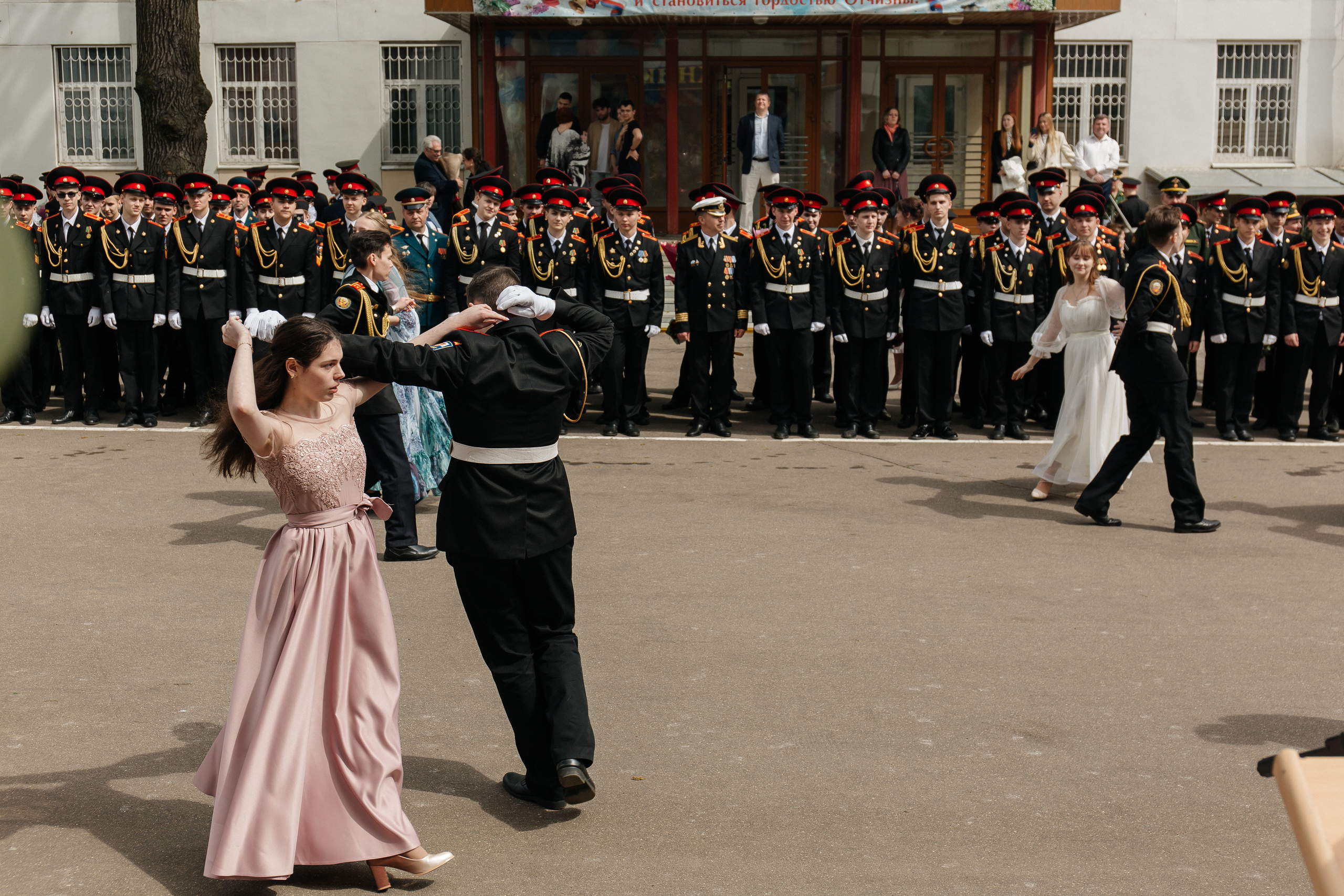 Последний звонок в Кадетском корпусе. Фото Радости. Свадебный и семейный фотограф в Москве Юлия Самойлова
