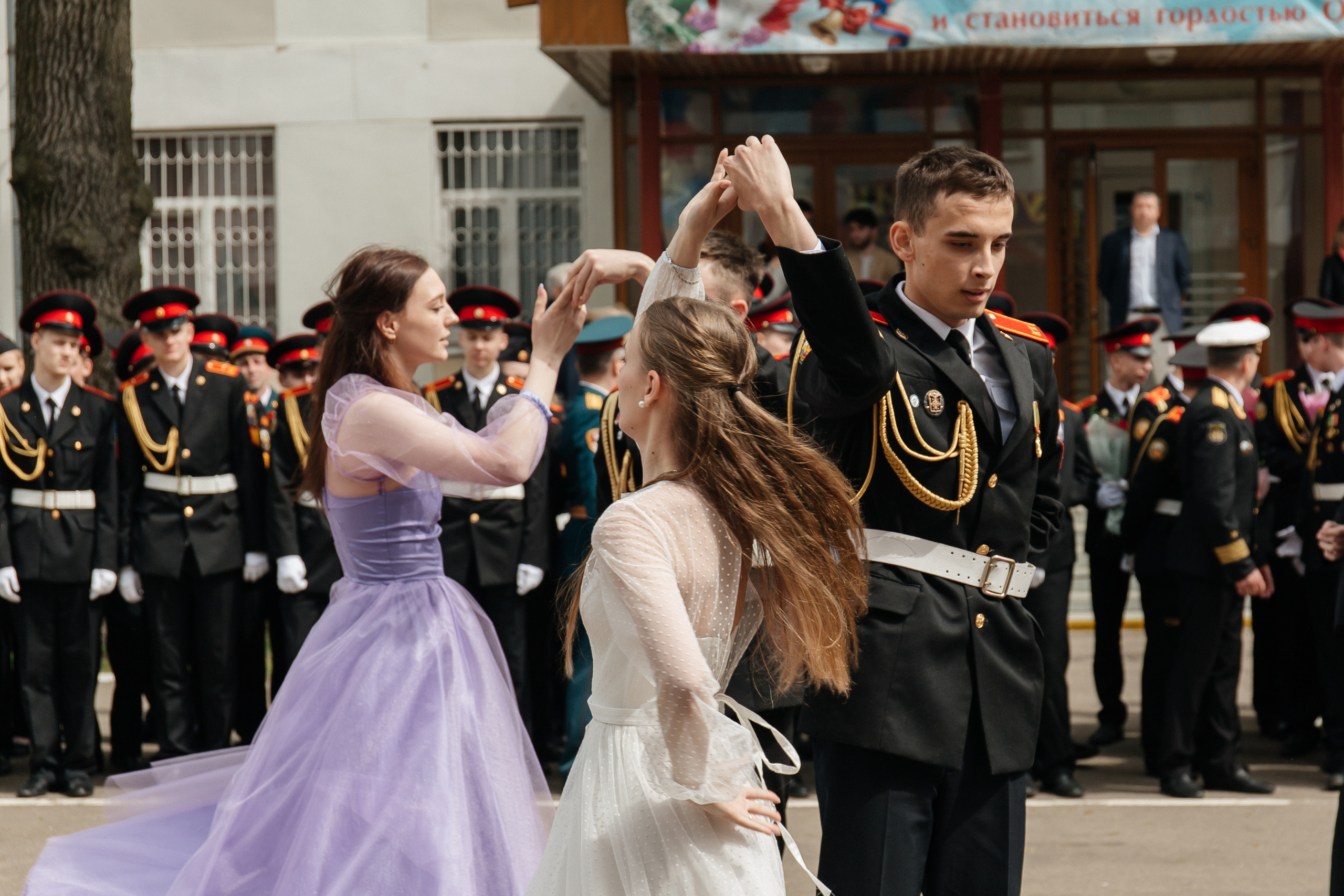 Последний звонок в Кадетском корпусе. Фото Радости. Свадебный и семейный фотограф в Москве Юлия Самойлова