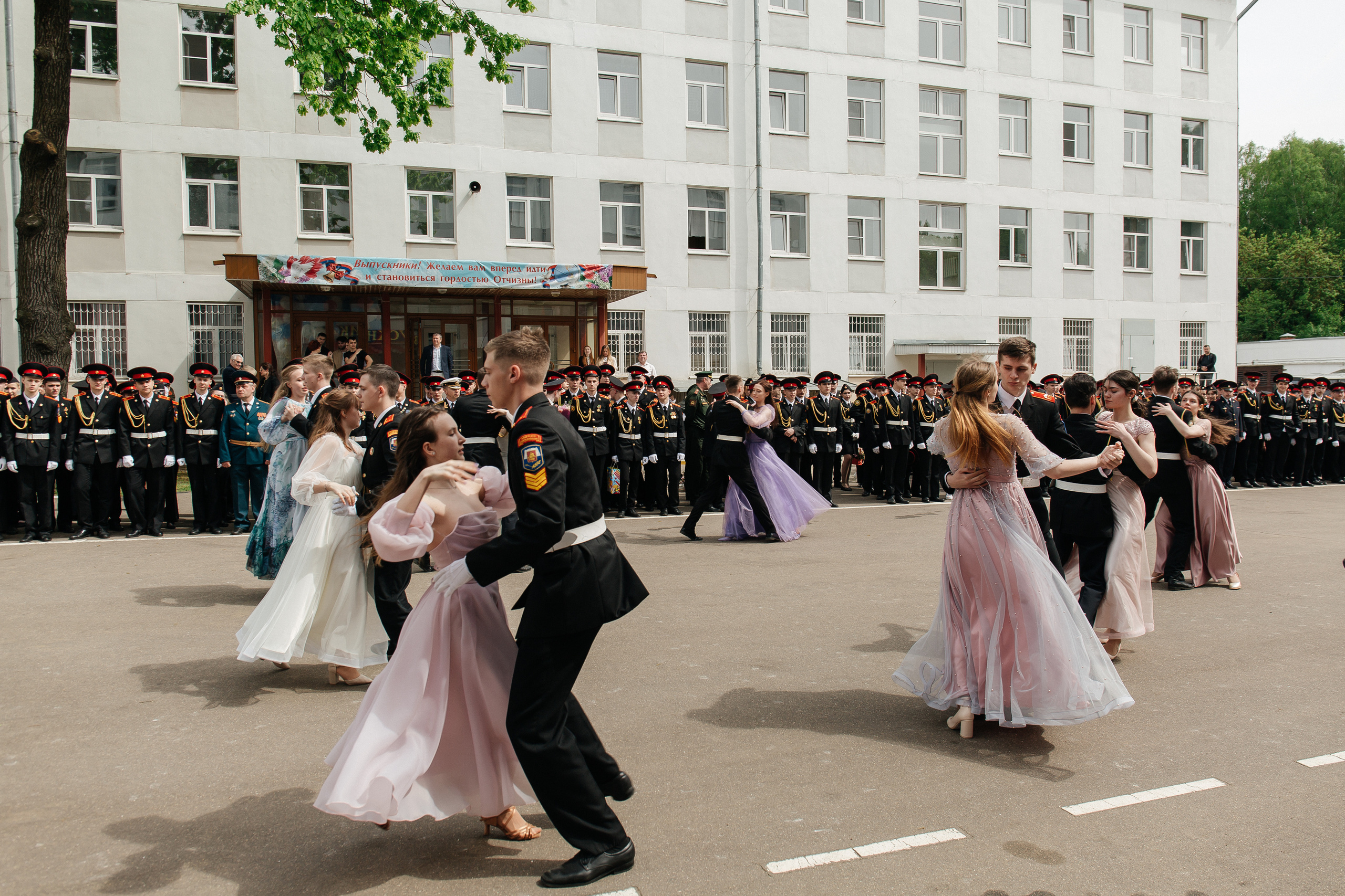 Последний звонок в Кадетском корпусе. Фото Радости. Свадебный и семейный фотограф в Москве Юлия Самойлова