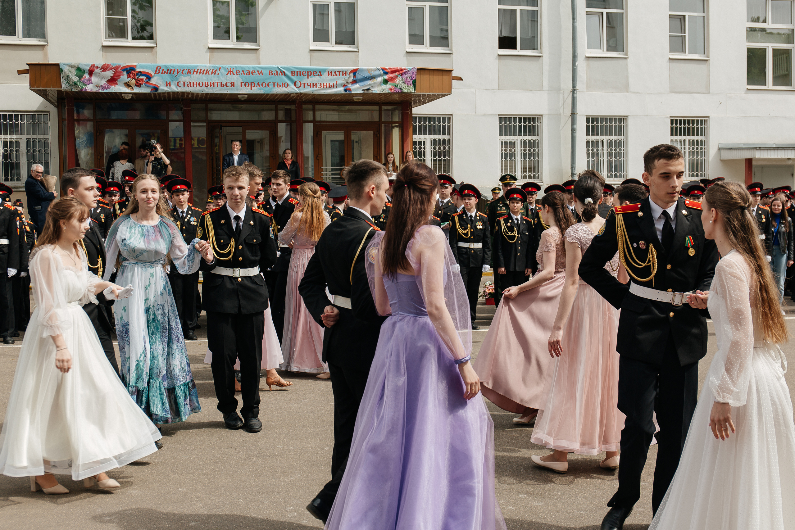 Последний звонок в Кадетском корпусе. Фото Радости. Свадебный и семейный фотограф в Москве Юлия Самойлова