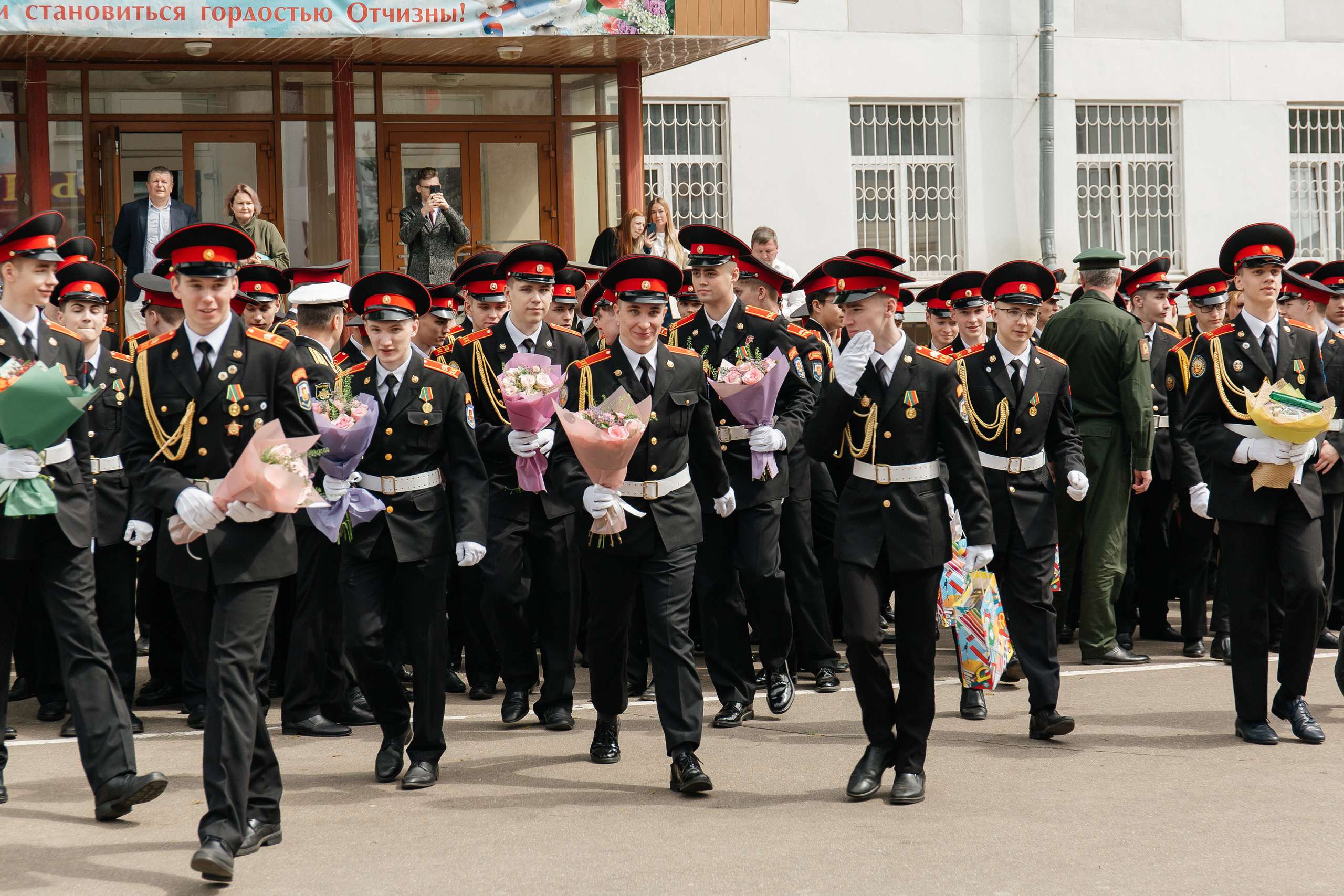 Последний звонок в Кадетском корпусе. Фото Радости. Свадебный и семейный фотограф в Москве Юлия Самойлова