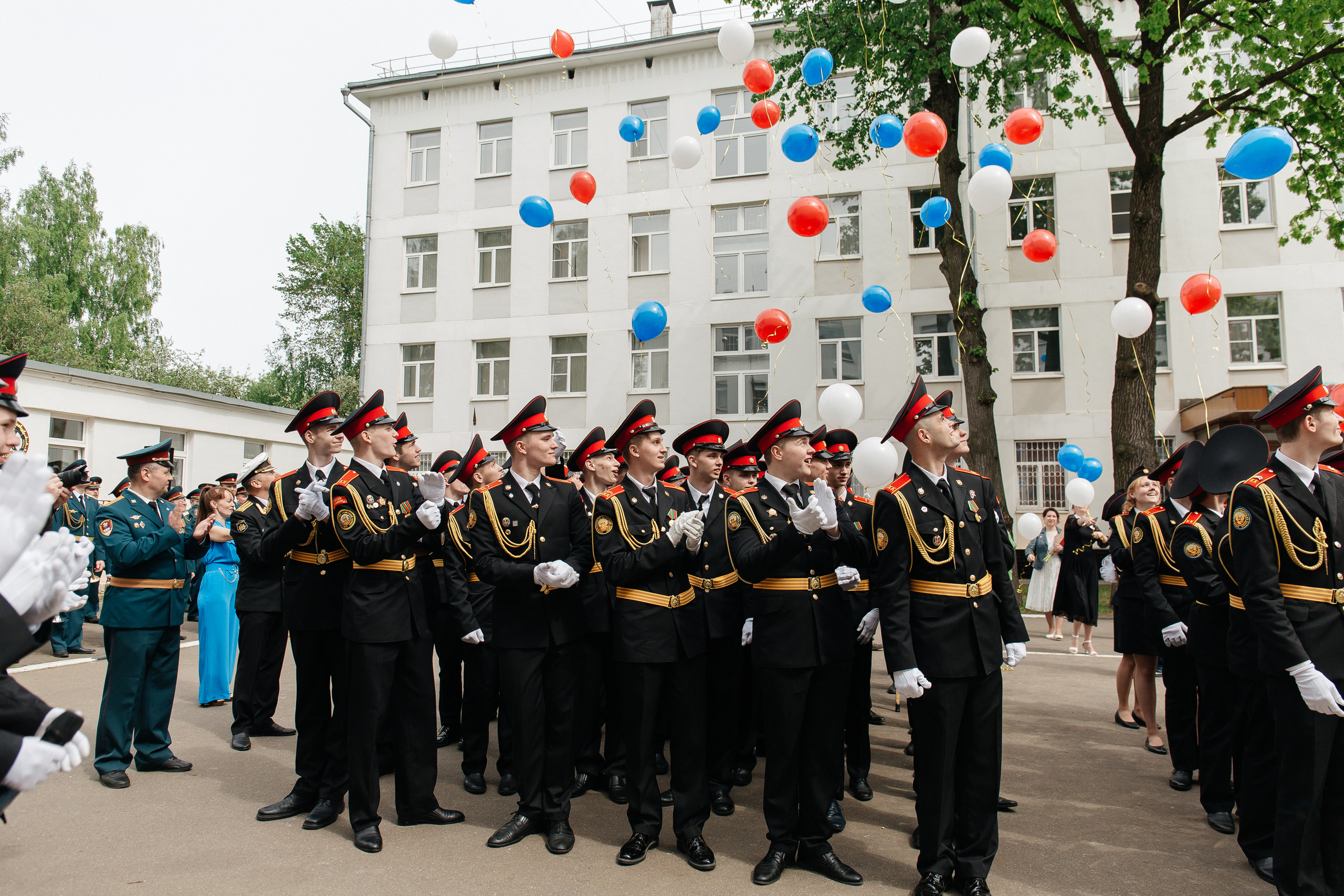 Последний звонок в Кадетском корпусе. Фото Радости. Свадебный и семейный фотограф в Москве Юлия Самойлова