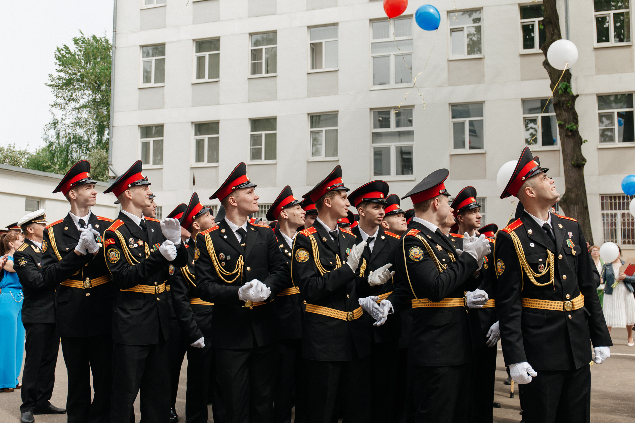 Последний звонок в Кадетском корпусе. Фото Радости. Свадебный и семейный фотограф в Москве Юлия Самойлова