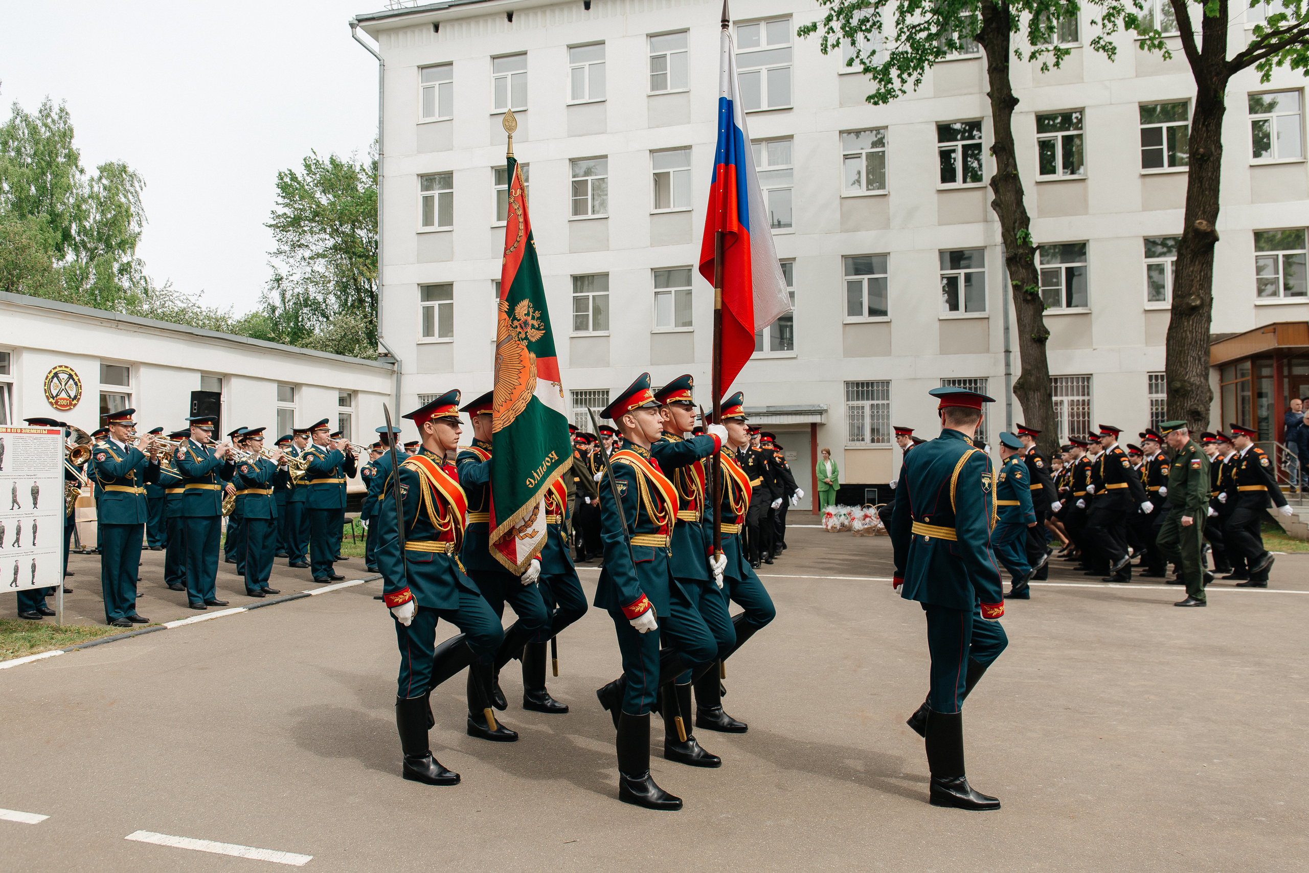 Последний звонок в Кадетском корпусе. Фото Радости. Свадебный и семейный фотограф в Москве Юлия Самойлова