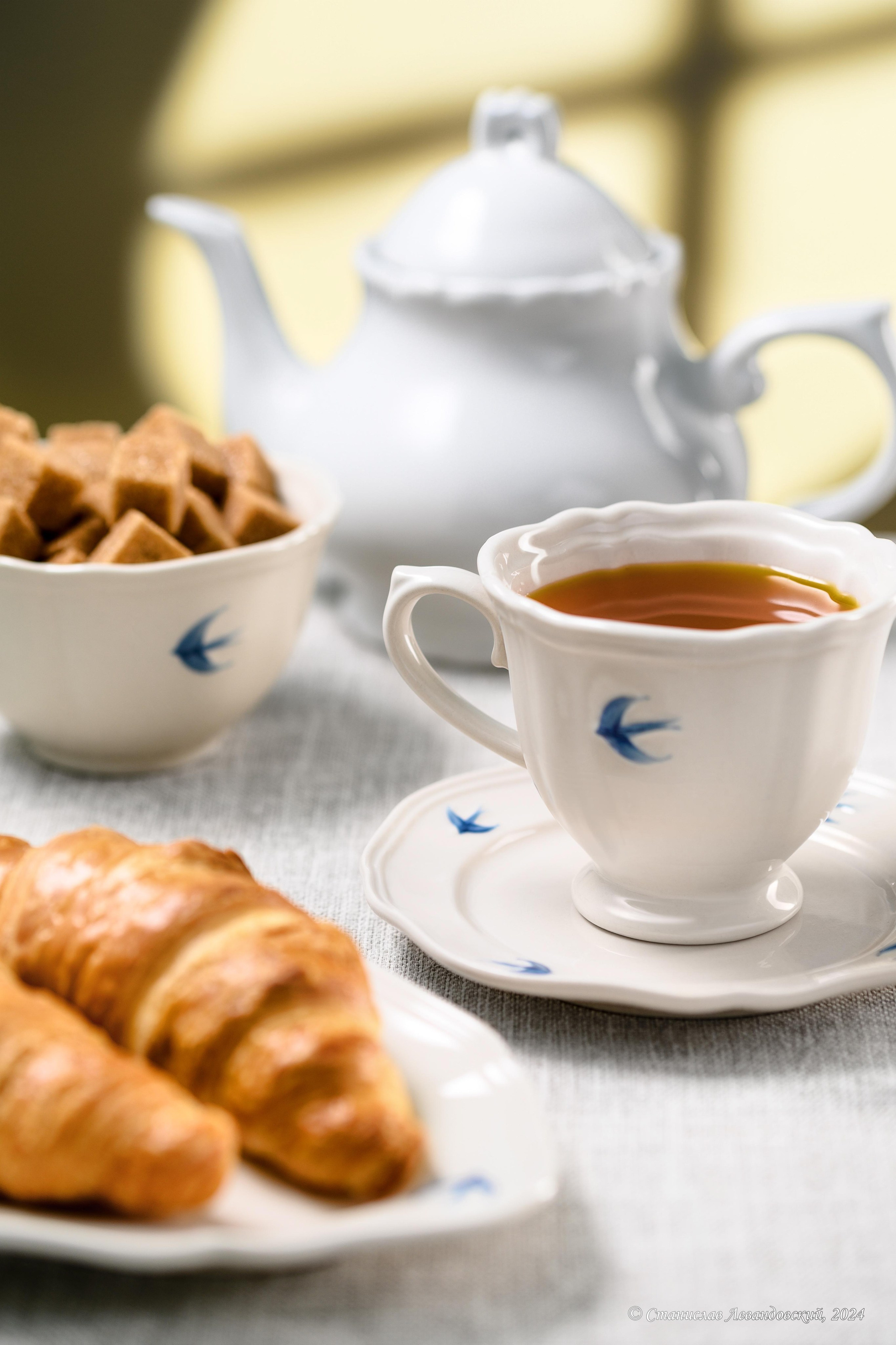 Предметы с глянцевой поверхностью. Предметный фотограф в Москве Станислав Левандовский