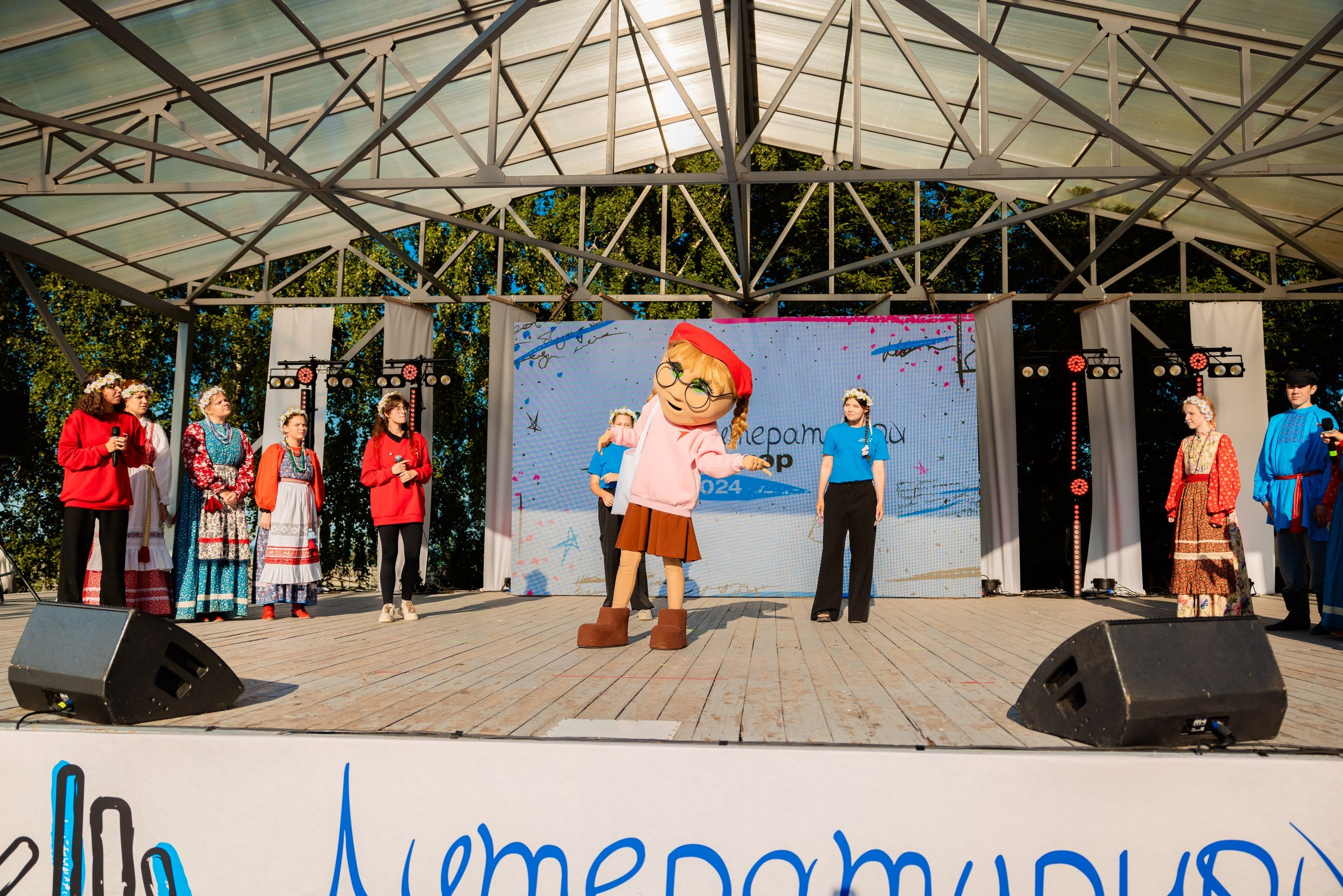 Литературный марафон. Съёмка фото, видео, фотосессия. Выпускные альбомы, свадьбы