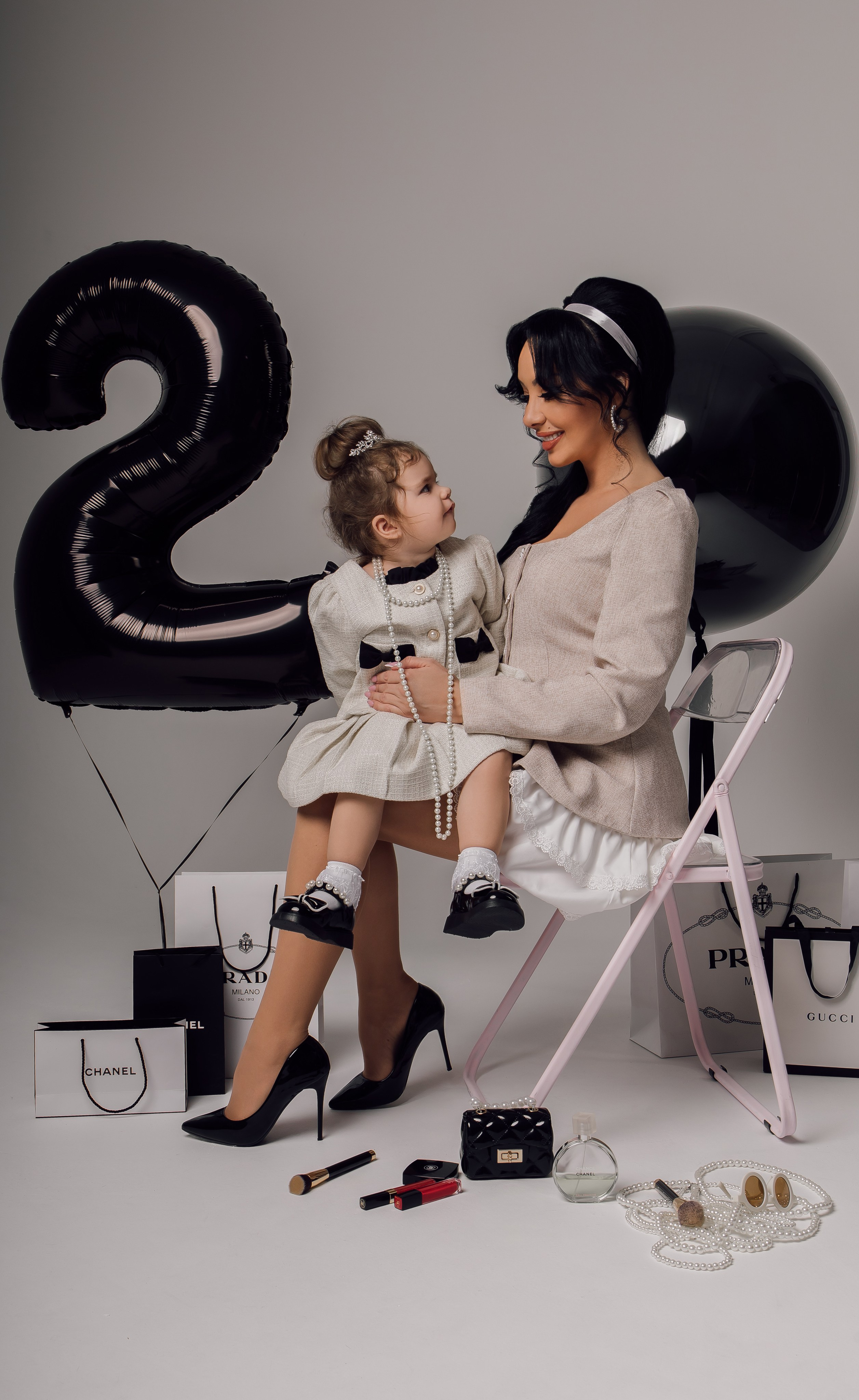 Оля и Александра