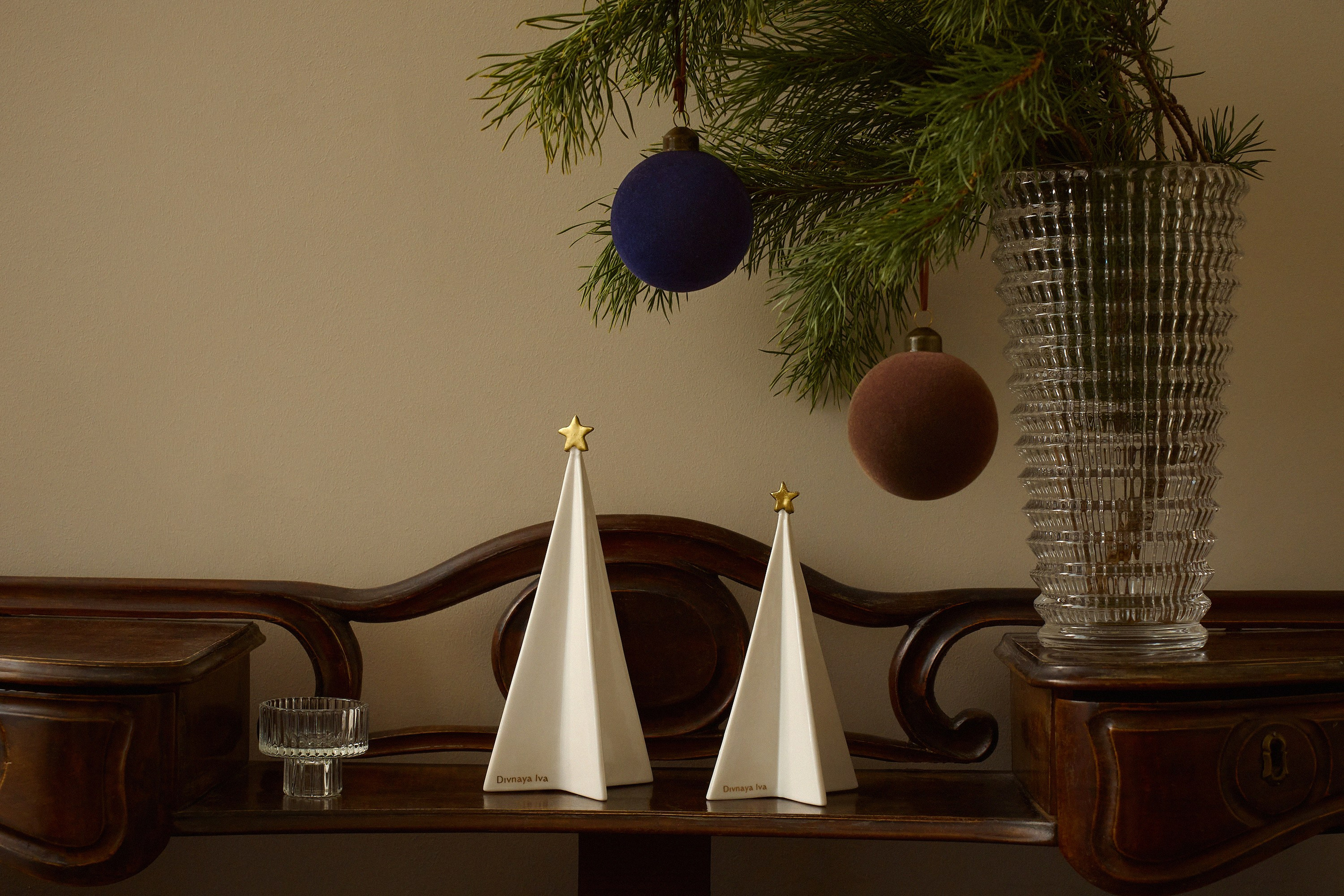 DIVNAYA IVA NEW YEAR'25 COLLECTION. Фотограф Александра Емельянова