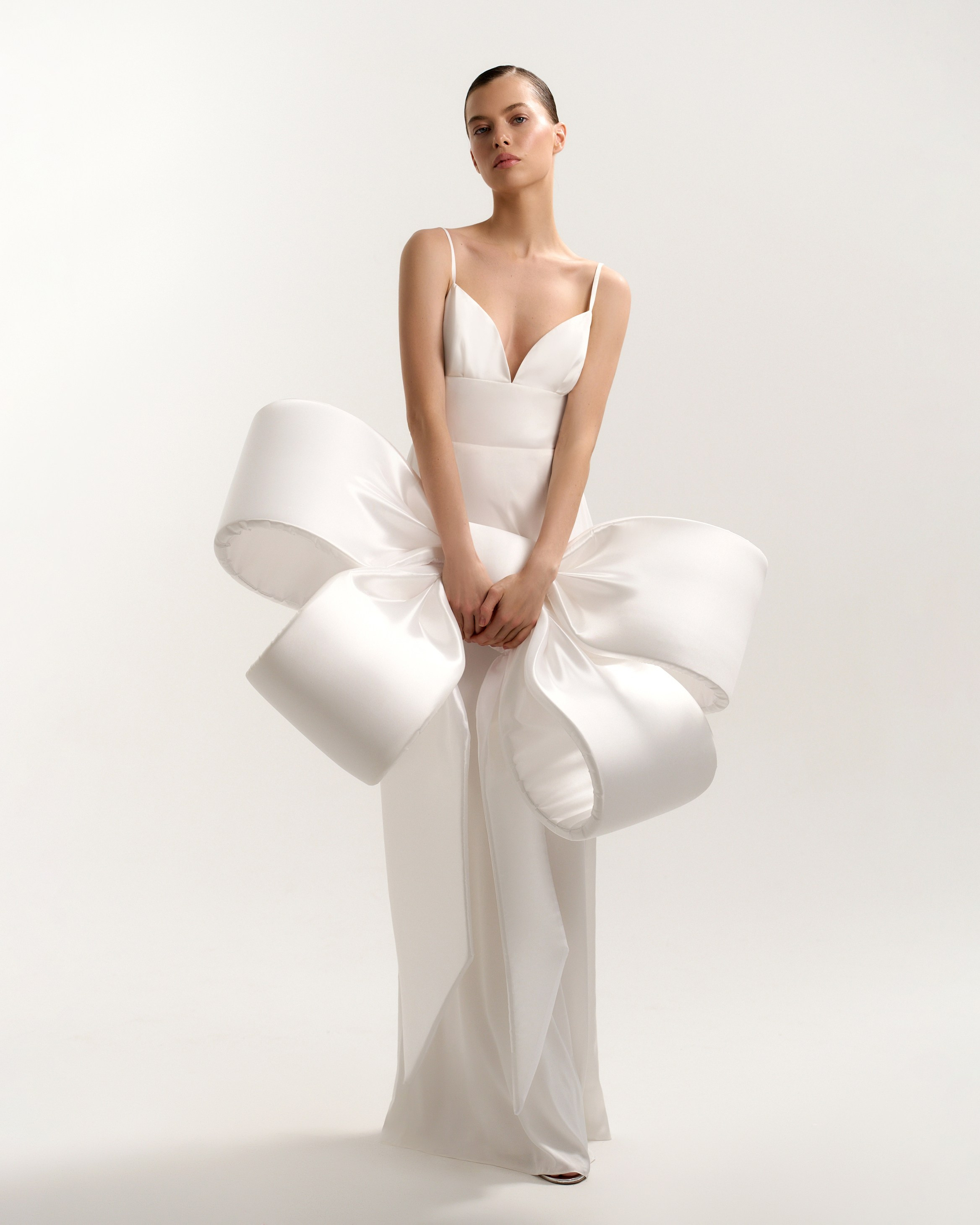 BELOE ZOLOTO NEW YEAR'25 LOOKBOOK. Фотограф Александра Емельянова