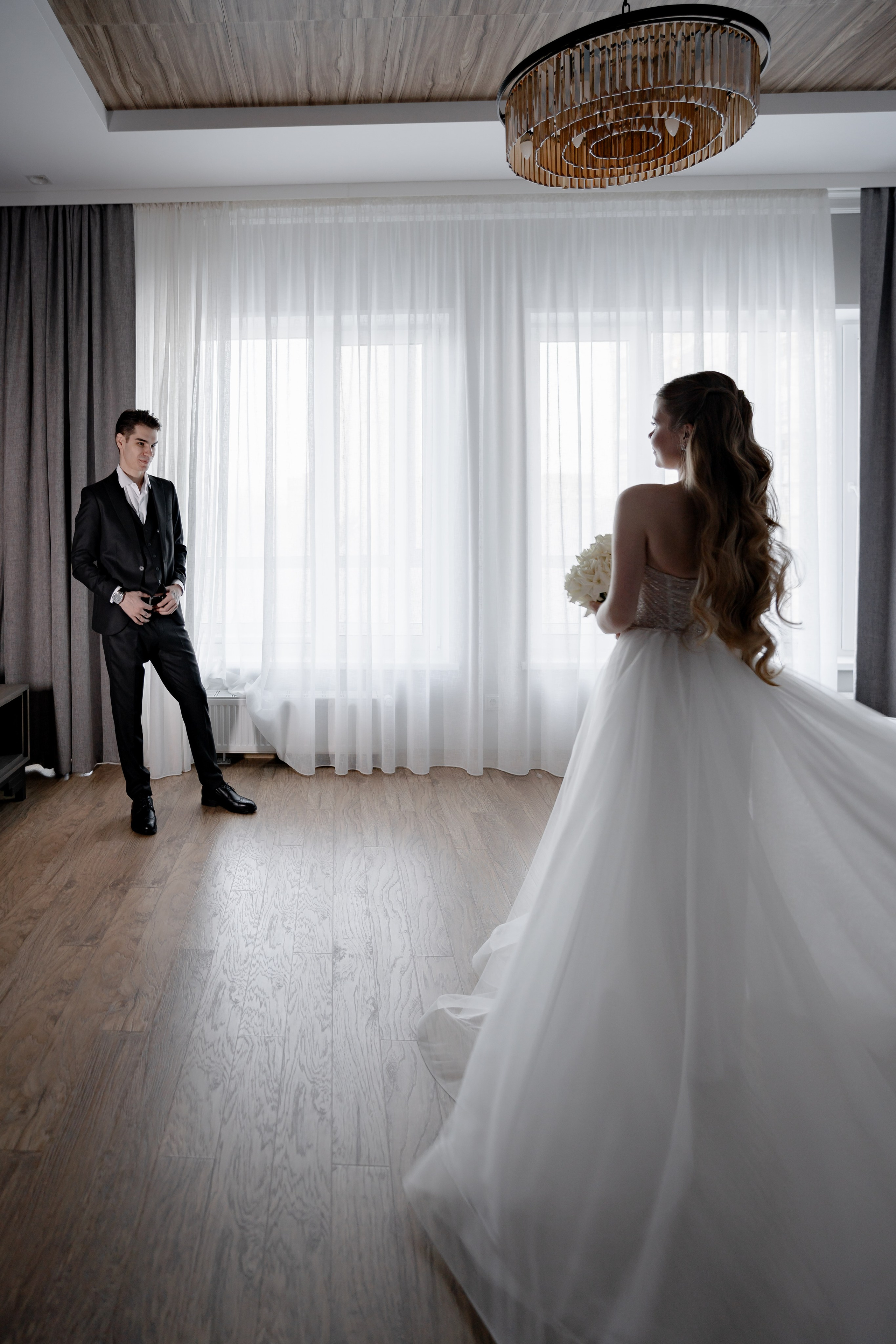 СВАДЕБНАЯ СЬЕМКА СБОРОВ В ОТЕЛЕ И ВЫЕЗД НА ЦЕРЕМОНИЮ (СНЯТО В СИБИРЕ В НИЖНЕВАРТОВСКЕ). Профессиональный фотограф, Санкт-Петербург — Виктория Богомолова