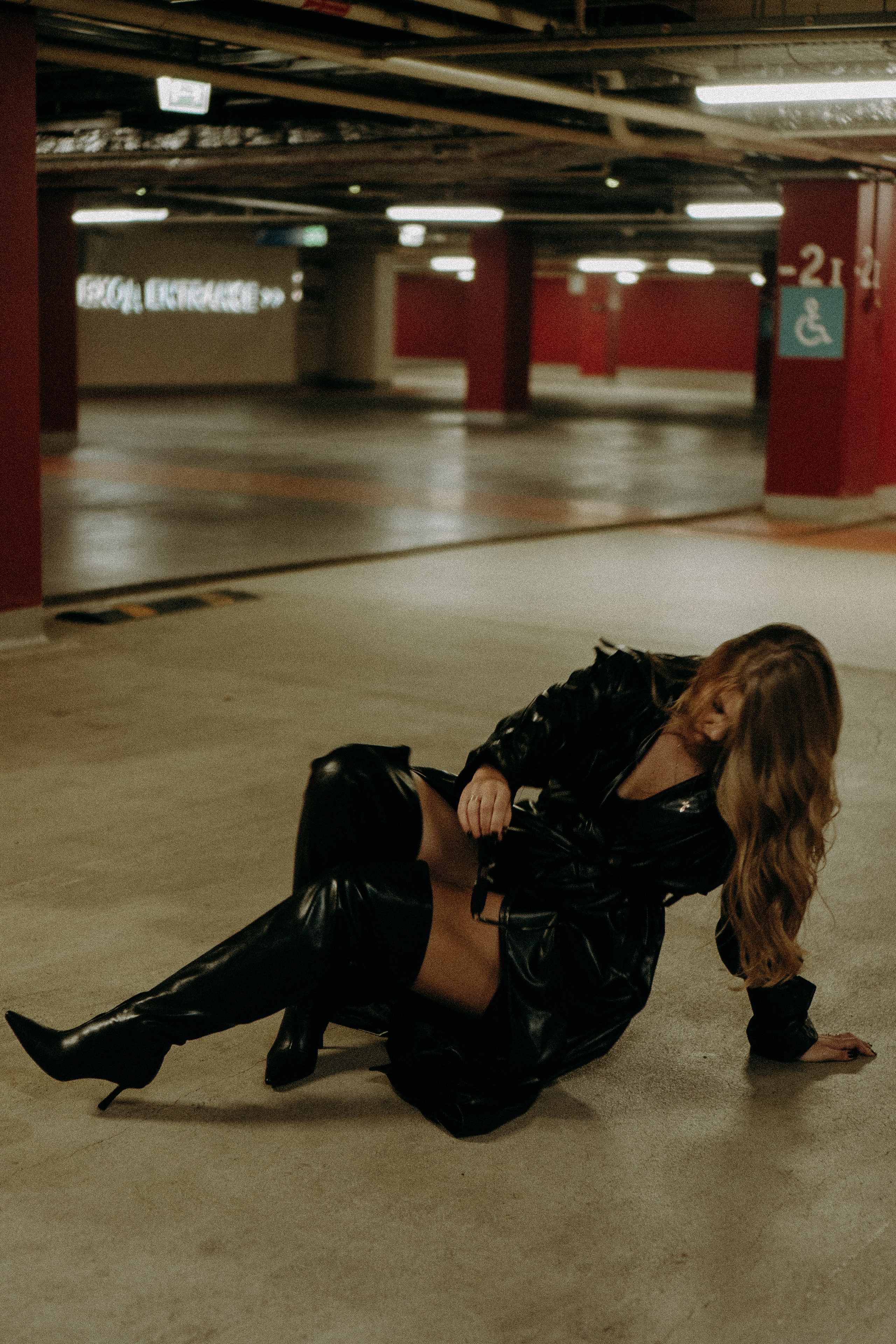 НА ПАРКОВКЕ. Профессиональный фотограф, Санкт-Петербург — Виктория Богомолова