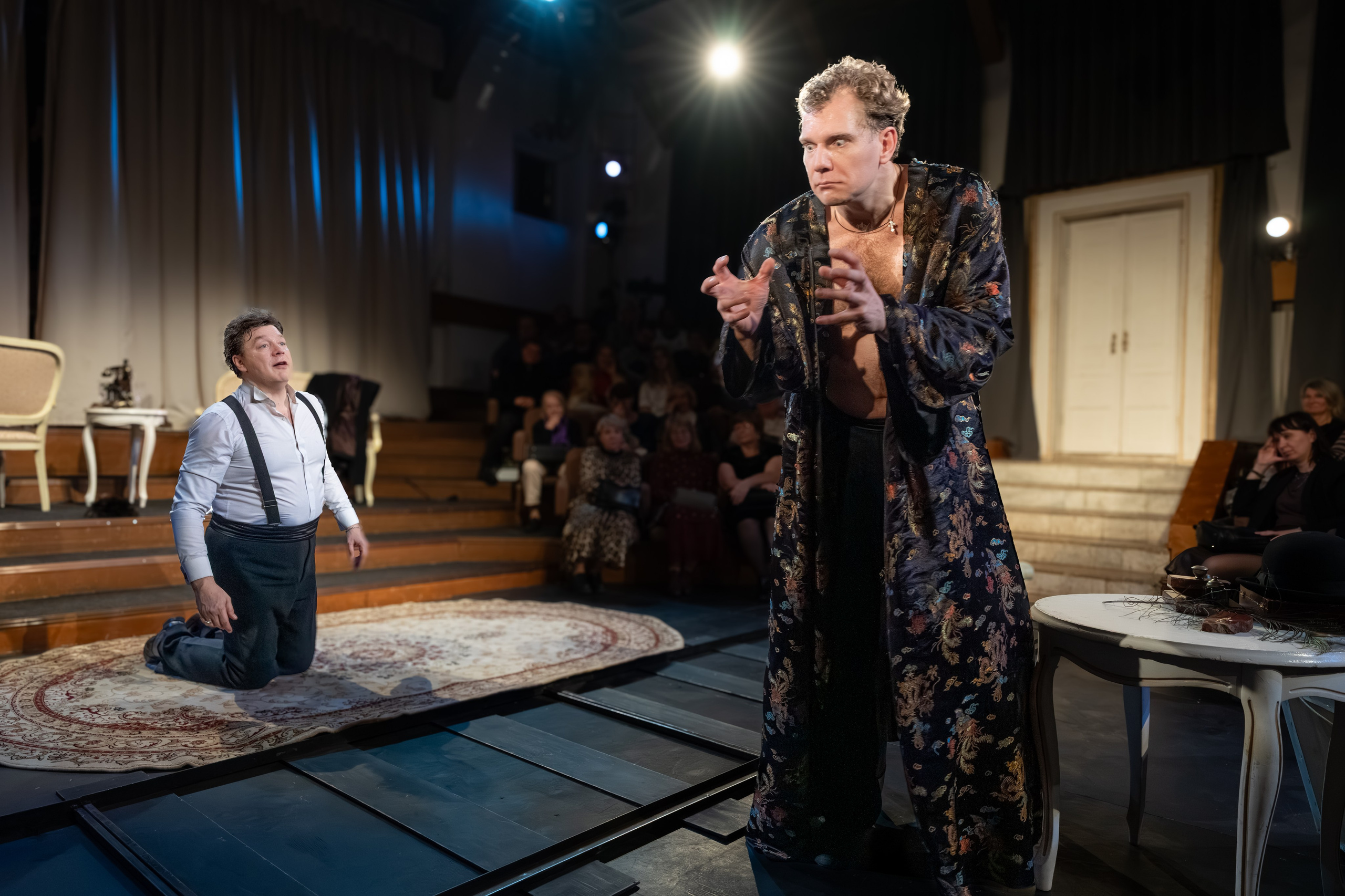 Театр Сфера: Гнездо перелётных птиц (100-й спекталь). Сайт фотографа Сергея Абрамова