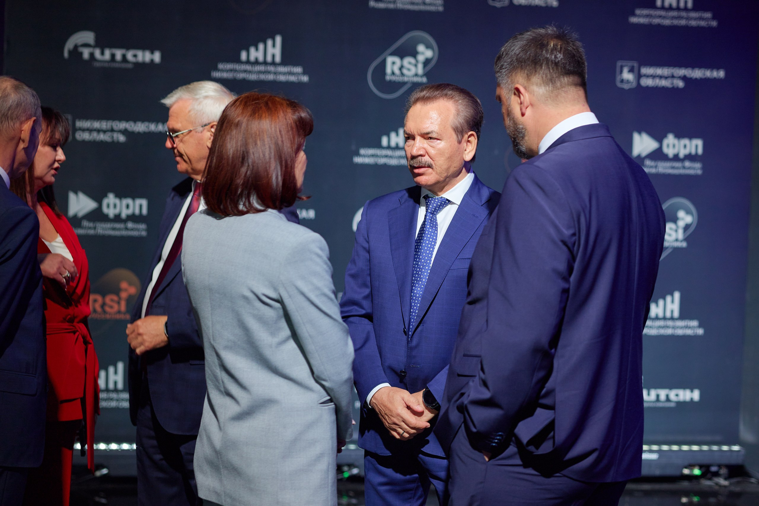 Руссилика. Открытие завода. Антон Артюшин, портретный фотограф. Москва