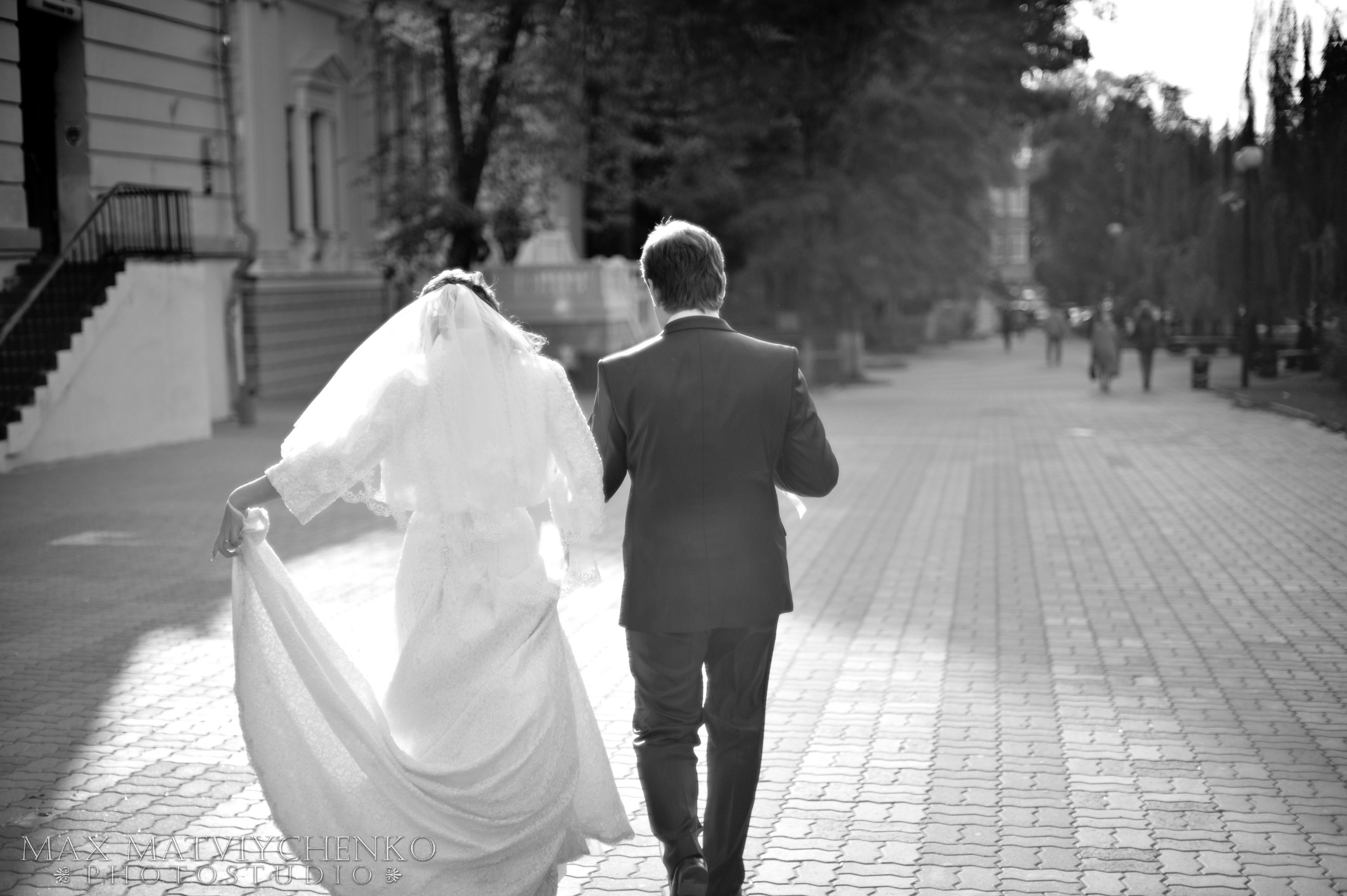 Прогулка/Walk. Максим Матвийченко и Виктория Басова профессионалы своего дела