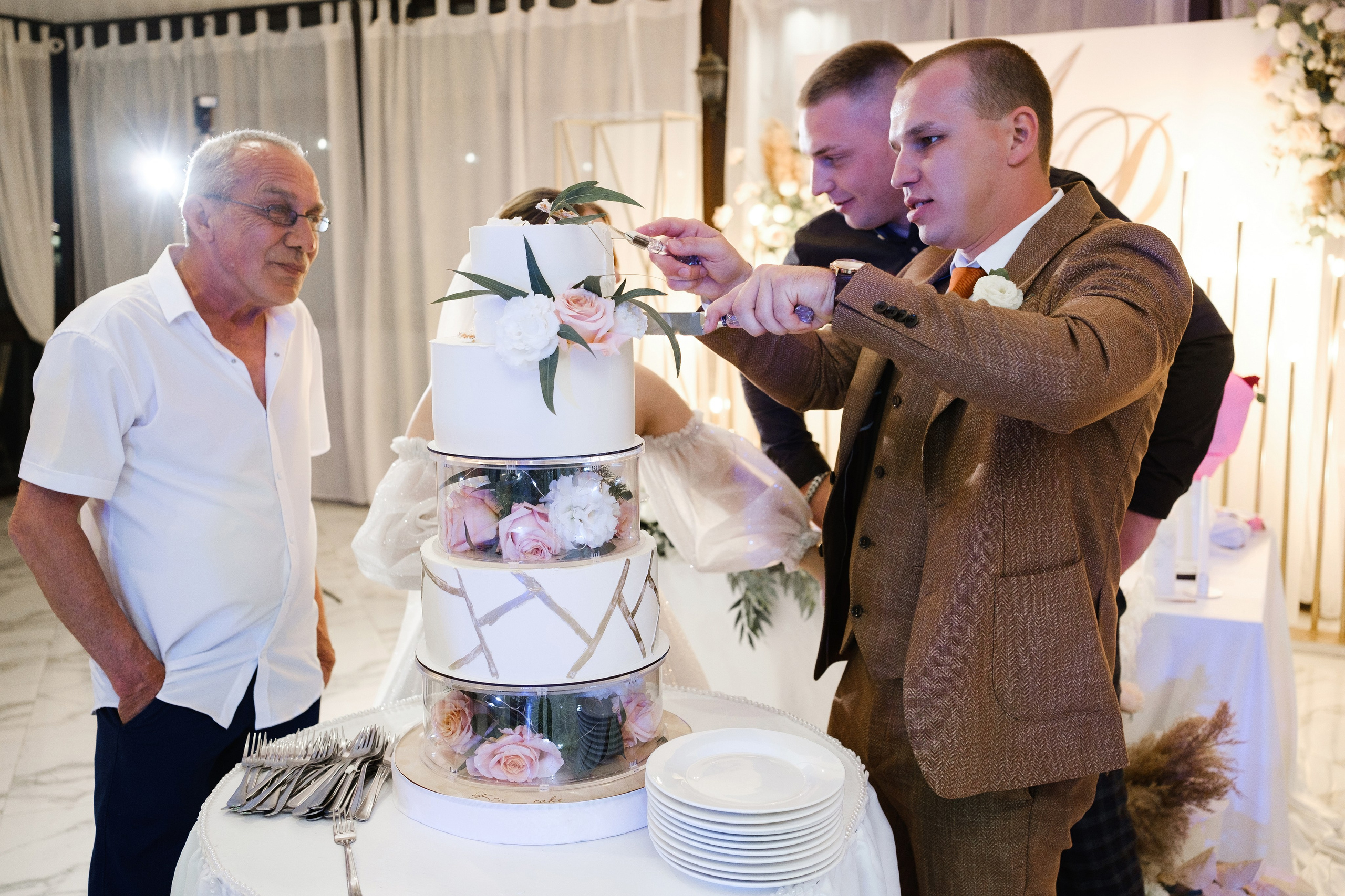 Максим и Дарья. Свадебный фотограф | репортаж | праздники | крещение