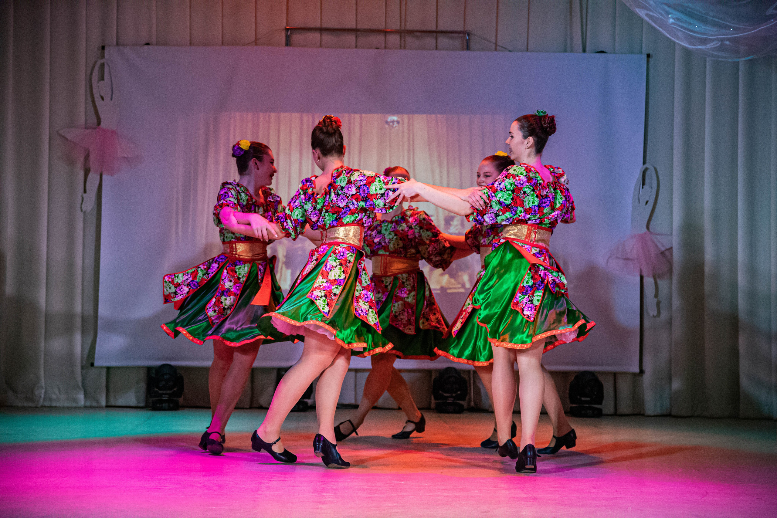 «Конфетти» Юбилейный концерт «Твори Добро». Фотограф Дарья Маташкова