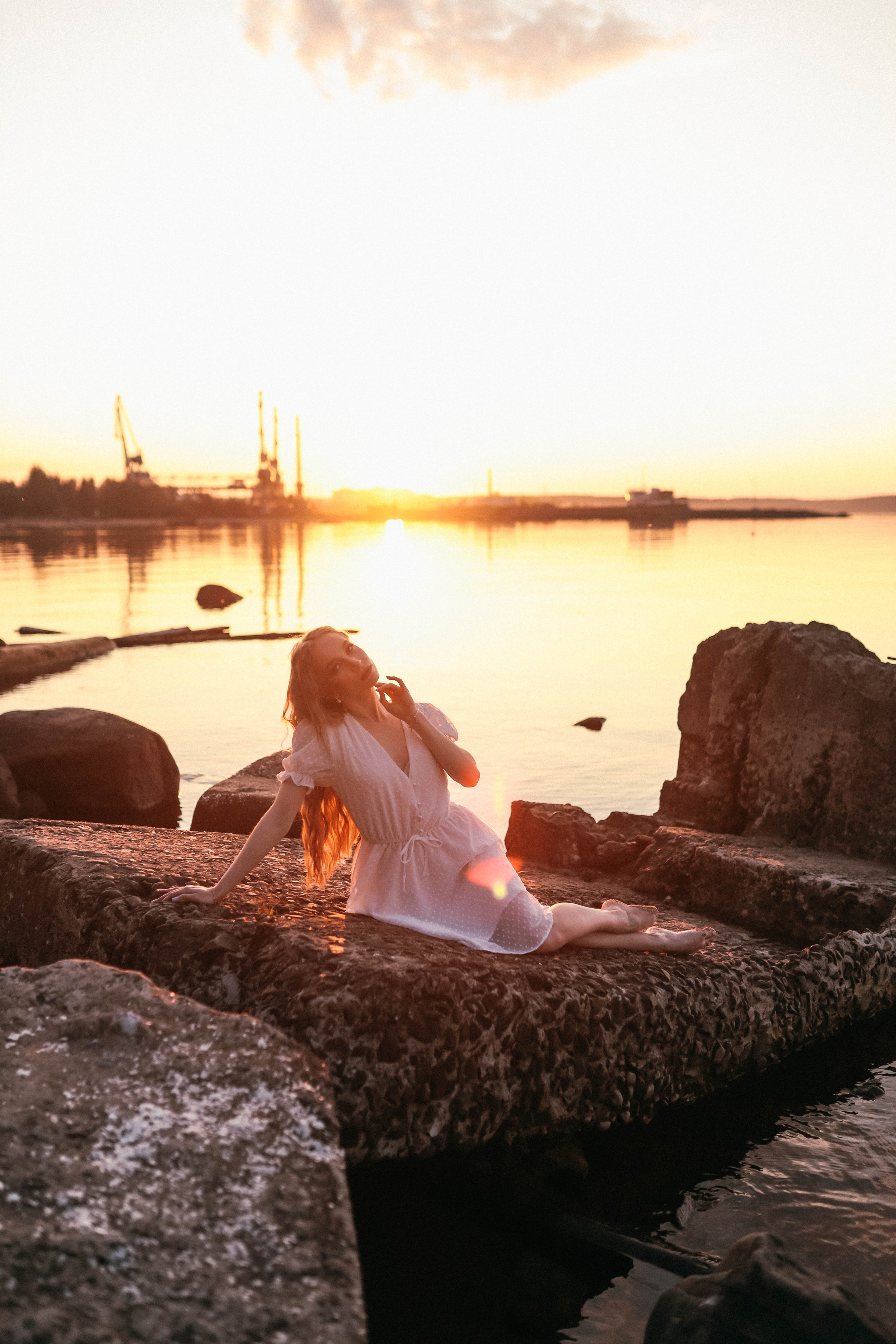 Александра. Главная