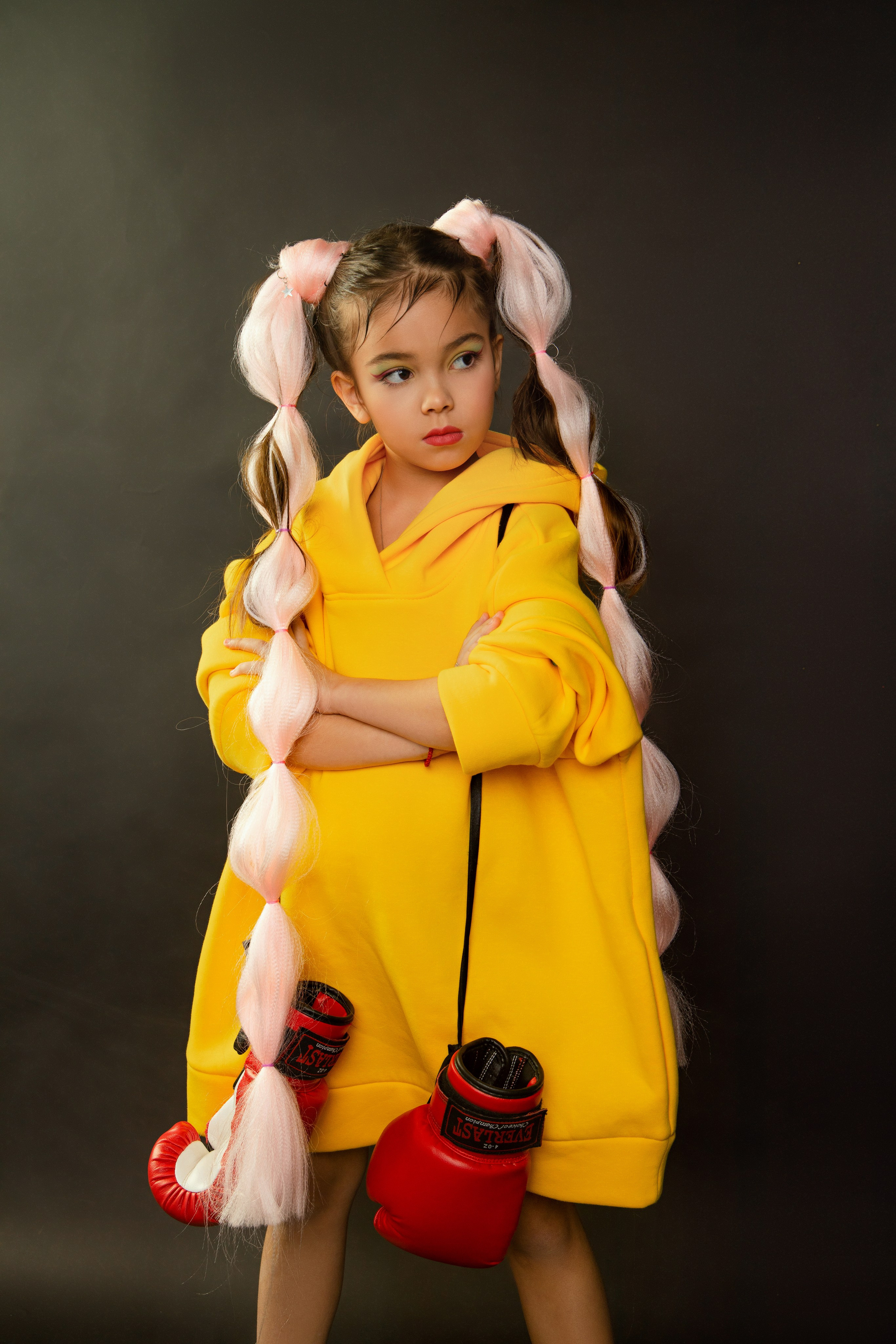 Модный бокс. Студия Soft Light, макияж Александра Стурова, причёски Ксения Матджанова. Татьяна Мирзоян