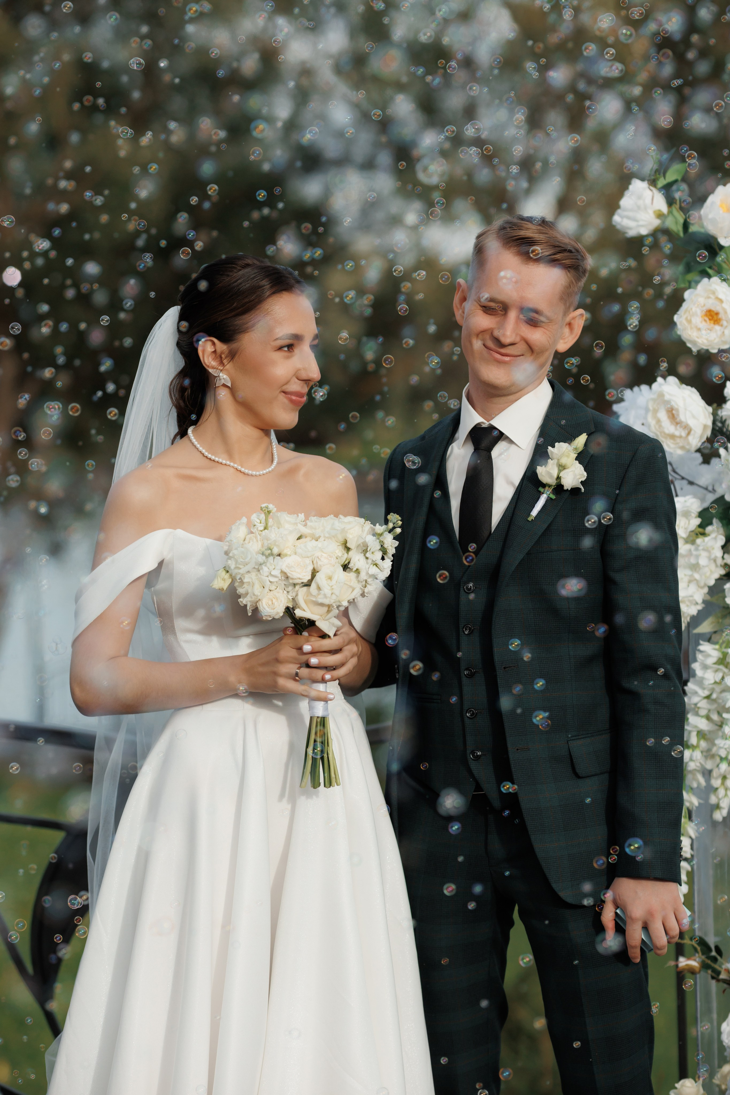 Регистрация в отеле Fish Point, ЗАГС Бутово, прогулка в Остафьево. Свадебный и репортажный фотограф (Москва, Королев и другие)