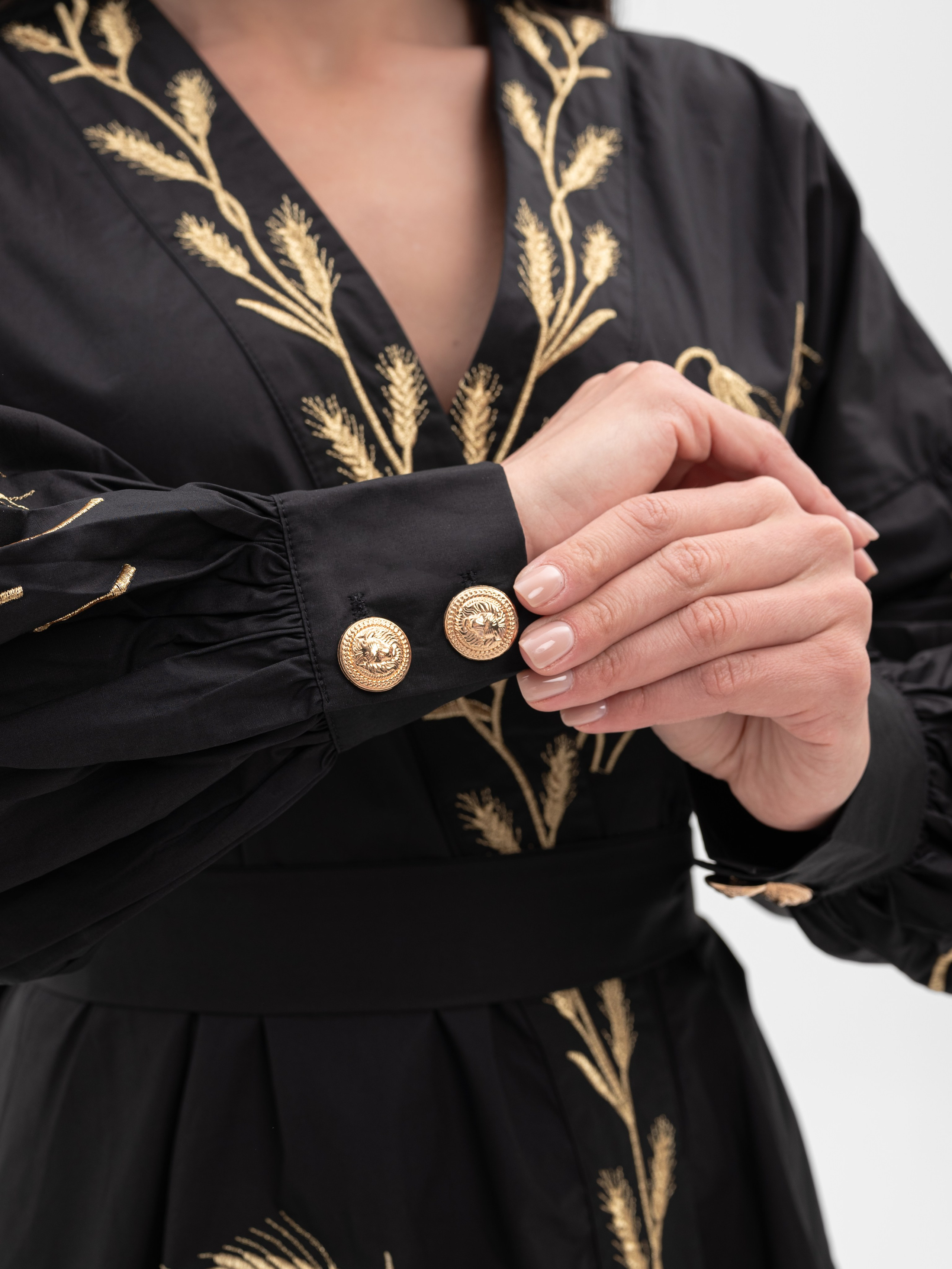 Летние, выпускные платья и костюмы. Предметный фотограф, фото для маркетплейсов Пятигорск, КМВ