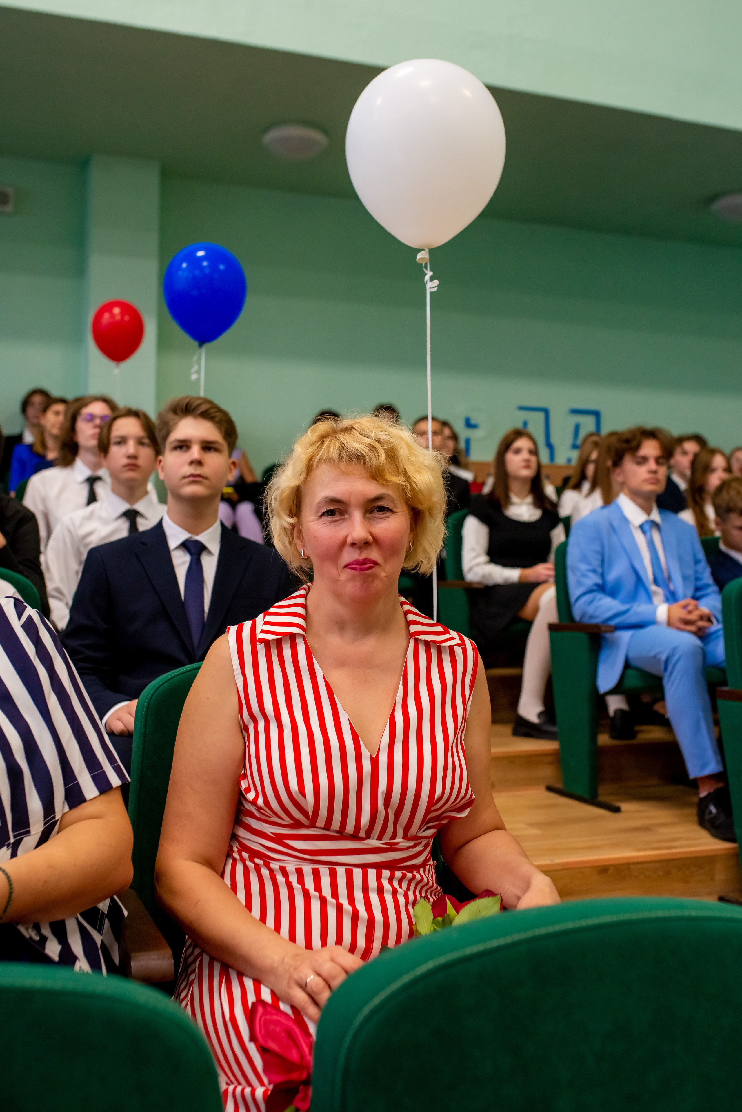 Школа 72. Женский фотограф Крещение Венчание Москва Брянск