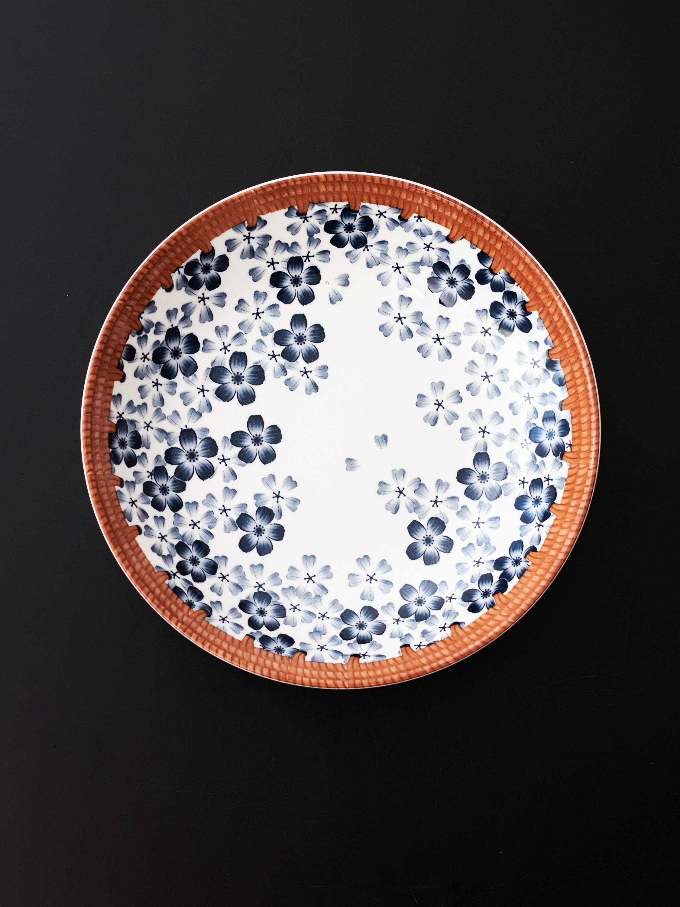 Фотосъемка посуды термосов Екатеринбург товары для кухни Wildberries ВБ Ozon предметка Екб заказать цена. Фотограф Екатеринбург Анастасия Жерновская | Маркетплейсы и нейрофото