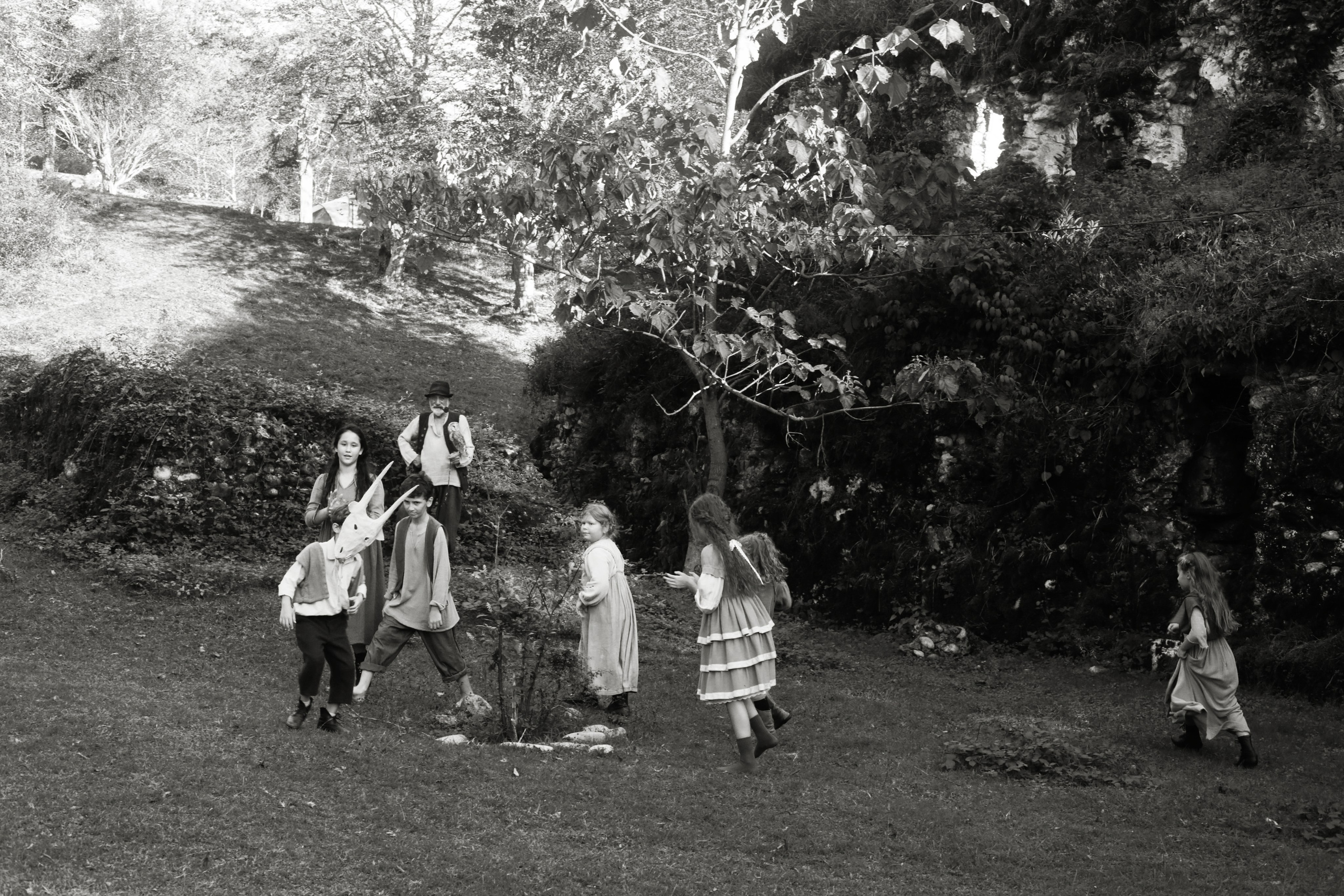 Кинематографическая съемка. Старик и дети. Ekaterina Beridze