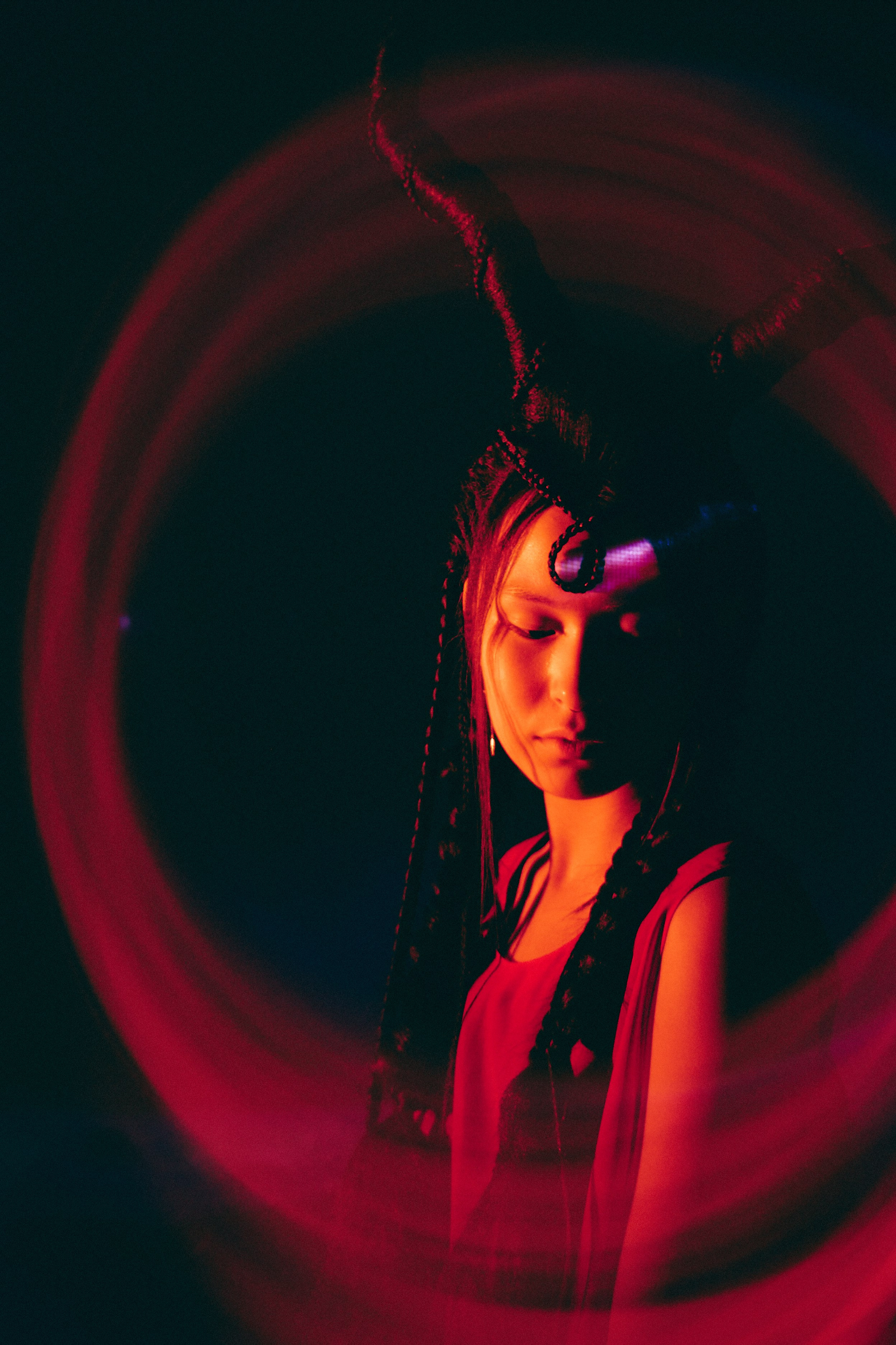 Ника: рогастый демон | Женский портрет | Белов Тимофей, фотограф СПБ. Фотограф Белов Тимофей | Санкт-Петербург | СПБ