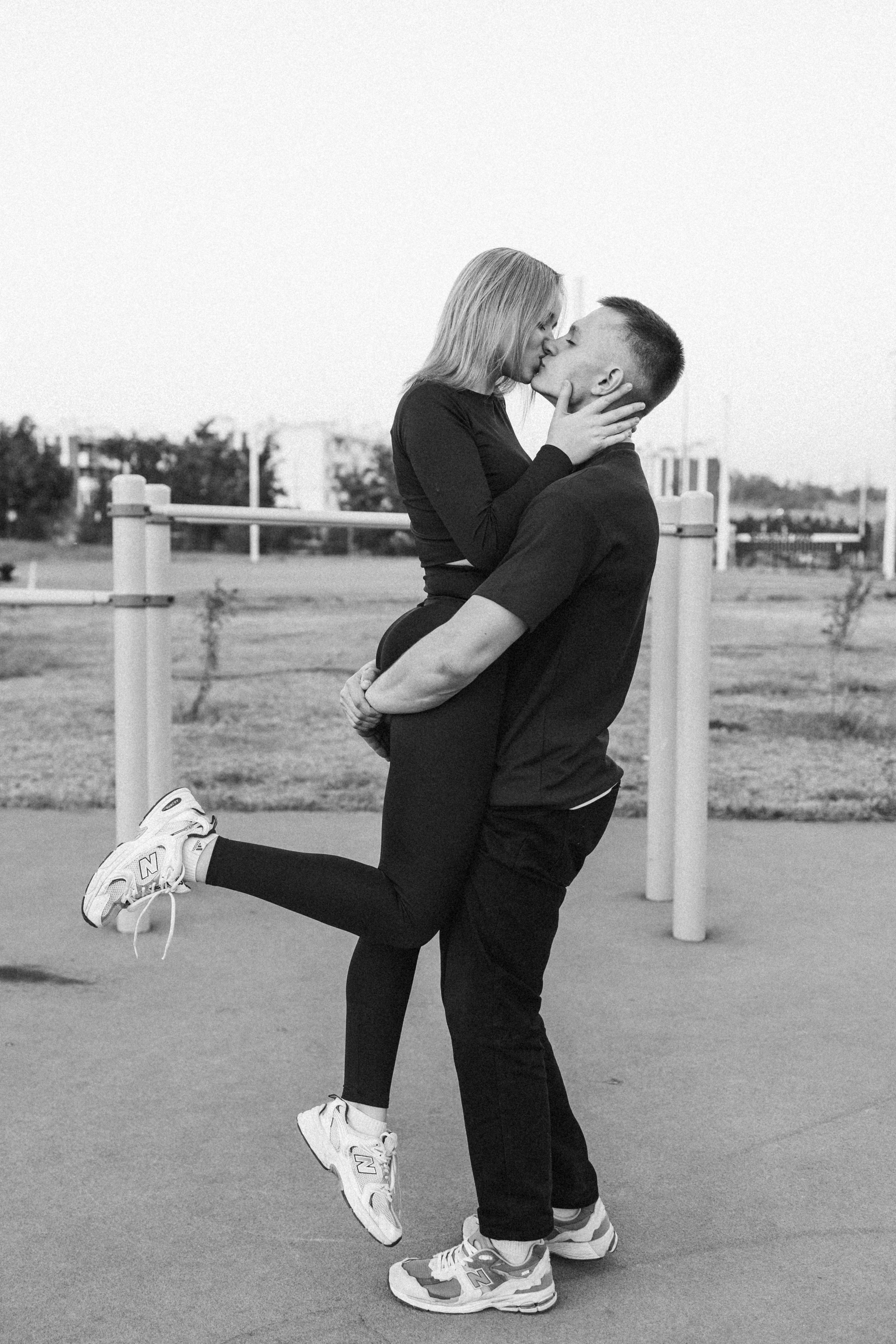 На спорт площадке (Настя+Игорь). Photograph Svetlana Volkova