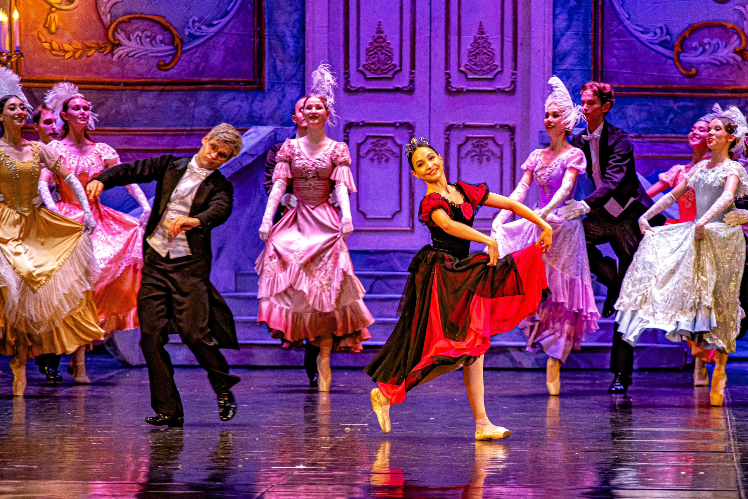 Анюта — спектакль — премьера на сцене Зимнего театра Марийского театра оперы и балета. Фотограф в Сочи Юрий Шептаев