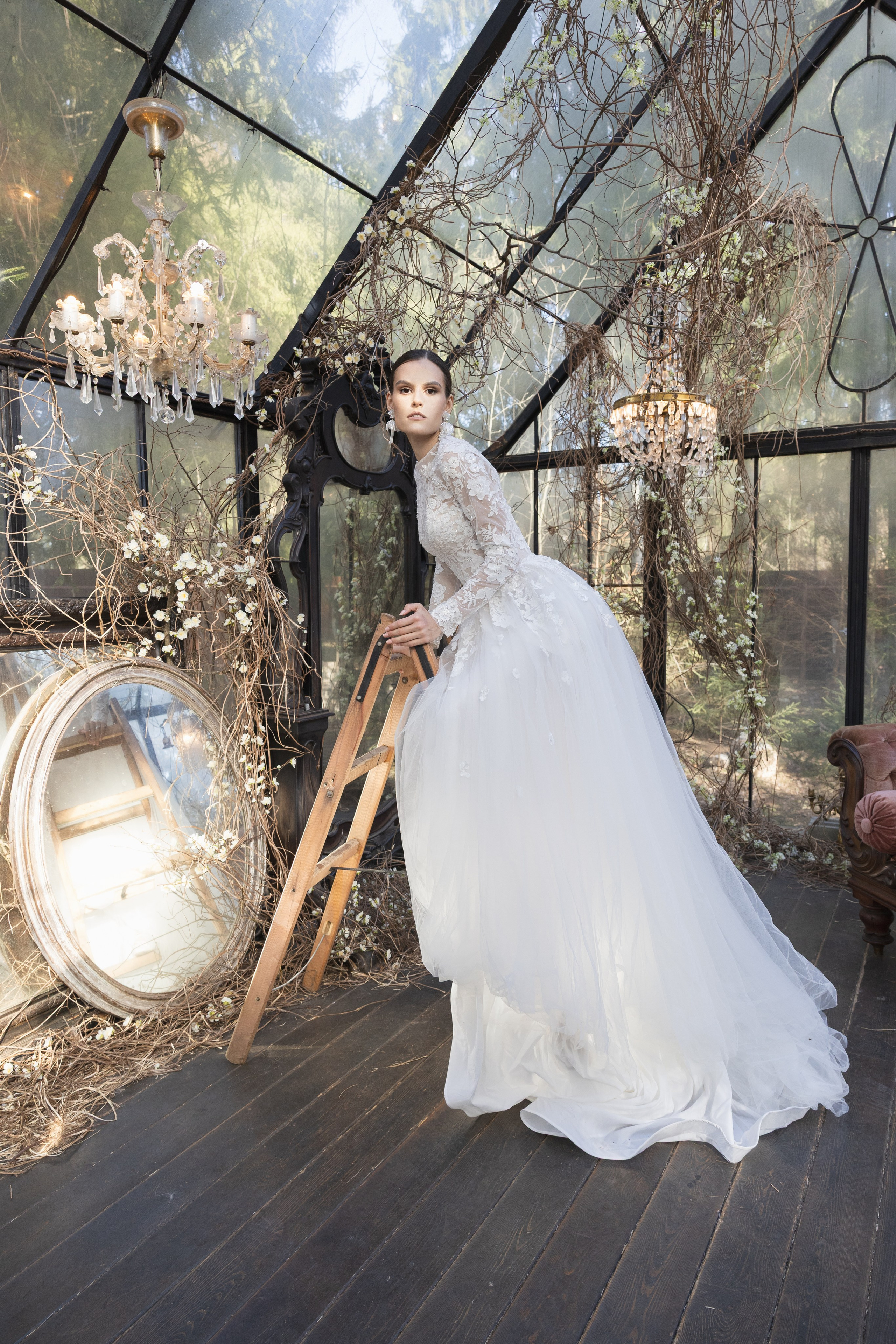 Серафима и Алексей в оранжерее. Свадебный и портретный фотограф в Москве Мария Кравченко