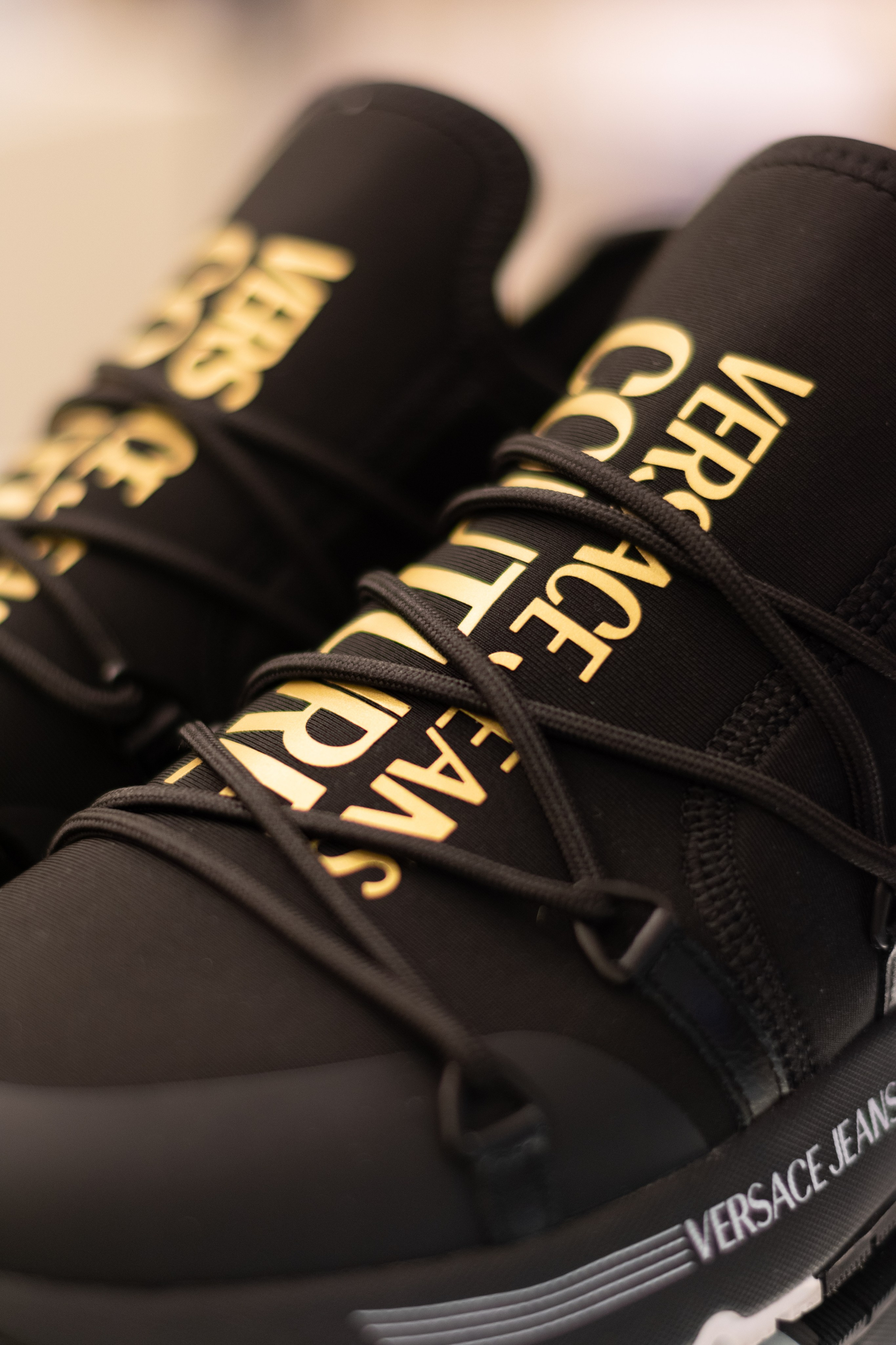 Для организаций. Предметная фотосессия для обувного магазина Capsula. Фотограф/видеограф Богдан Голованов