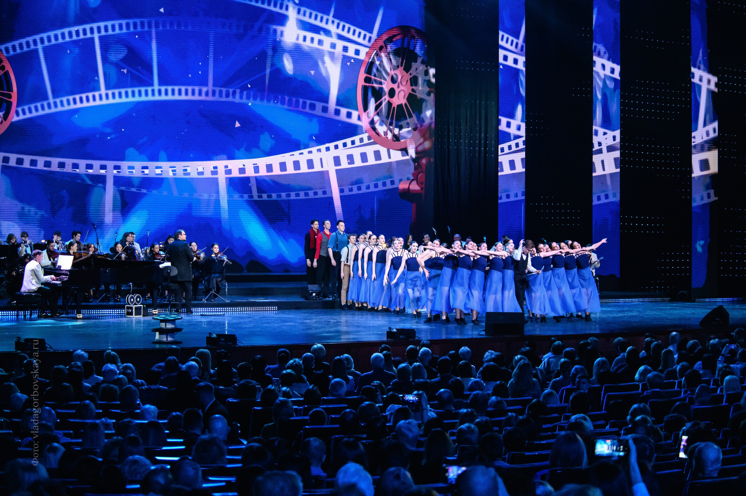 К 95-летию со дня рождения композитора Андрея Петрова. Бренд-фотограф для экспертов и блогеров в Москве Влада Горбовская