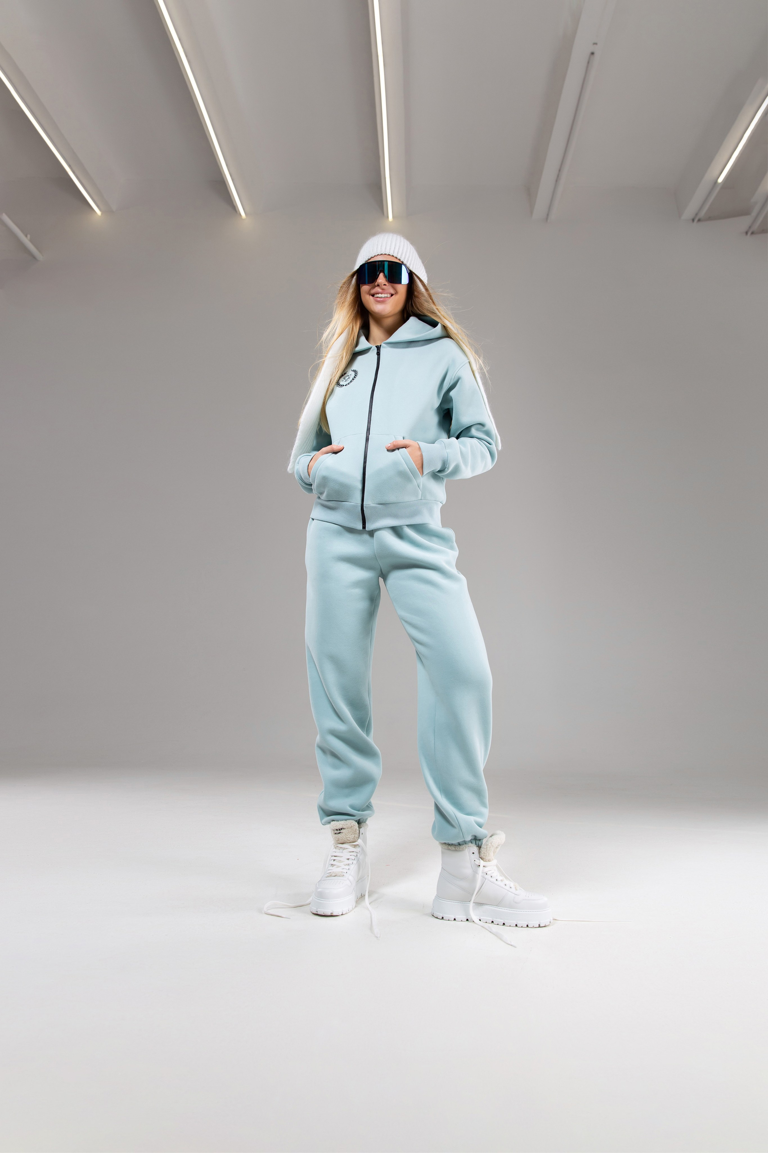 Фотосъемка стильных луков для маркетплейса и шоу-рума. Свадебный и портретный фотограф в Санкт-Петербурге Надежда Чечулина