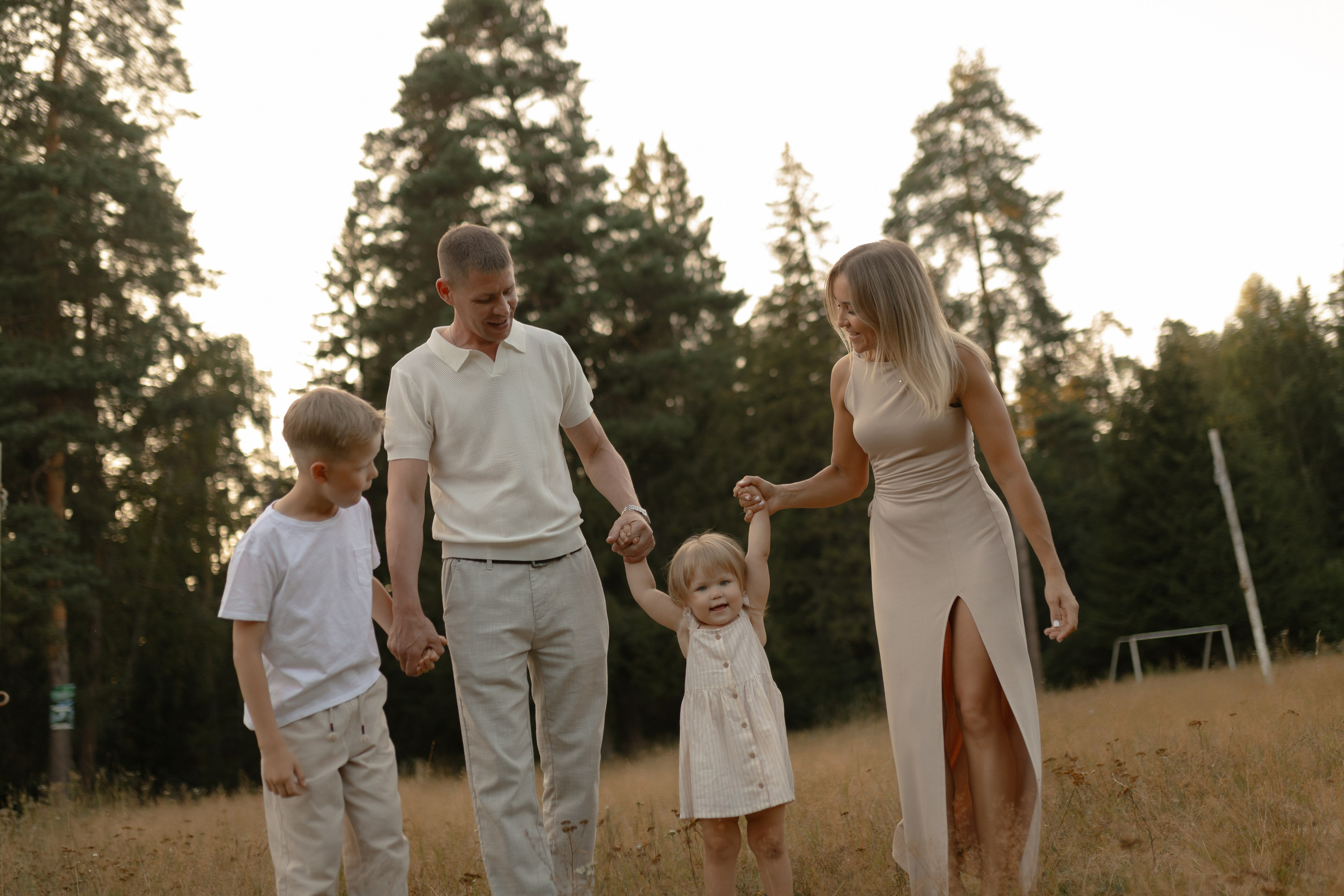 Алексей, Мария, Ваня и Варя. Фотограф Татьяна Семенова