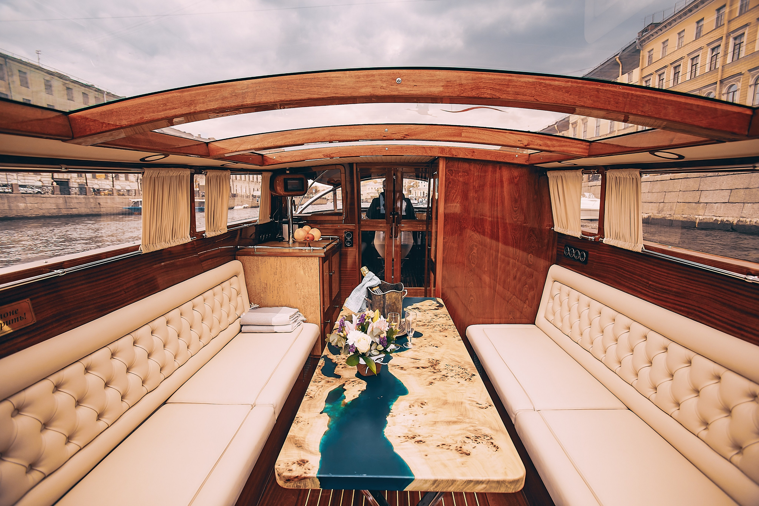 Катер «Venezia Nord». SPB Rent Boats|аренда катеров и теплоходов