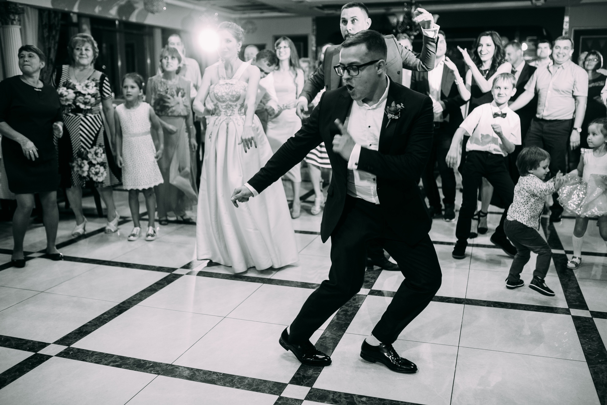 Свадебный и репортажный фотограф в Чебоксарах Покровский Александр