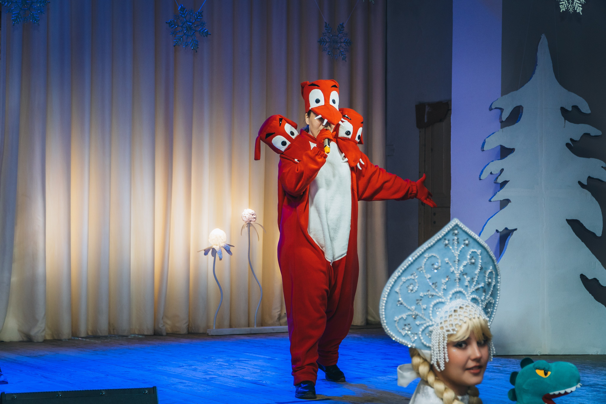 «Сказка о Новом годе и богатыре настоящем». Новотитаровский Дом культуры