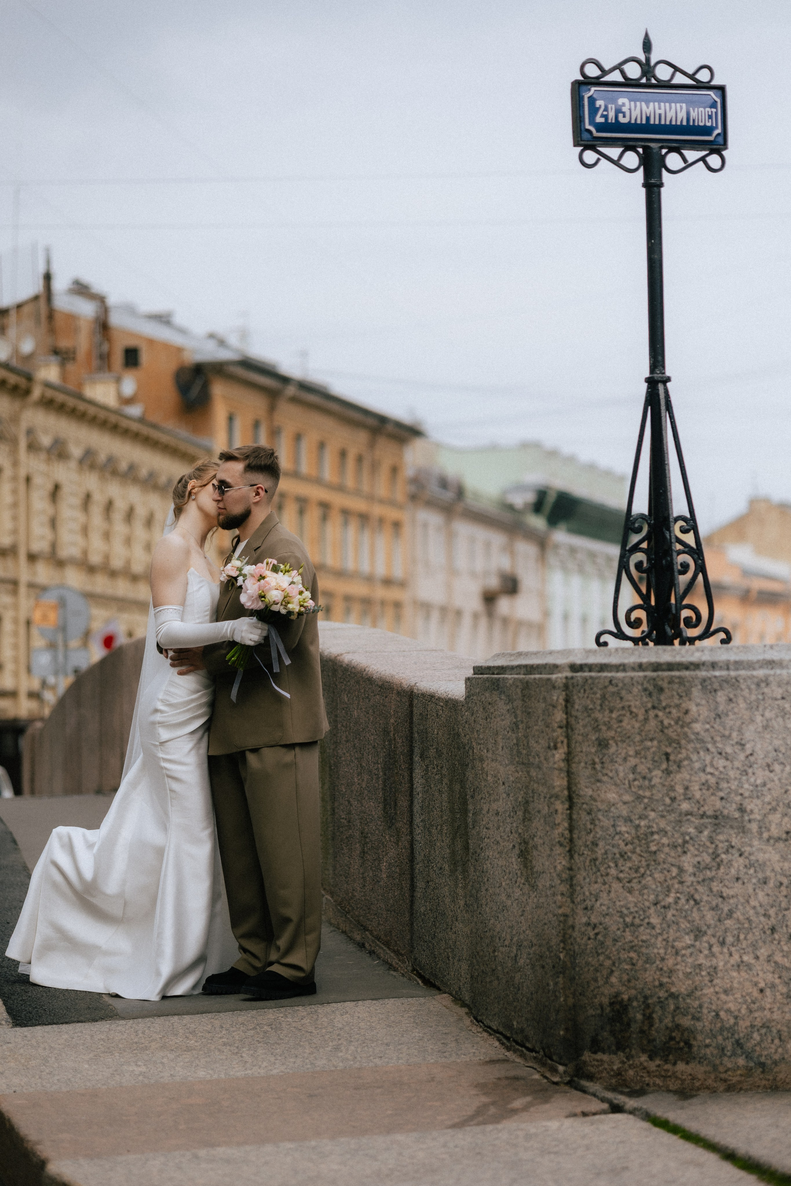 В объятиях города. Свадебный фотограф в Санкт-Петербурге Анастасия Селиванова