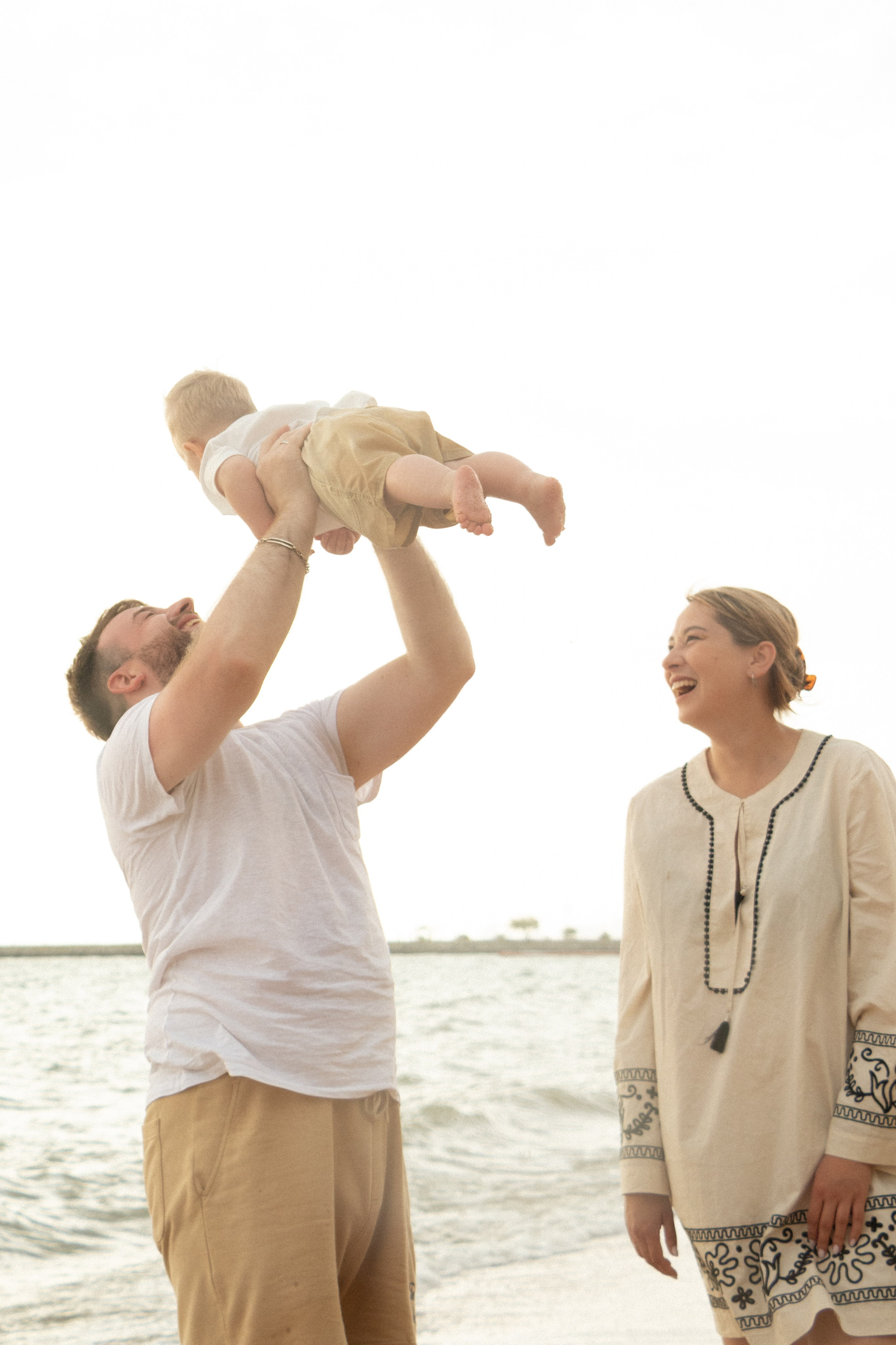 Alena’s family. Portrait photographer in Thailand