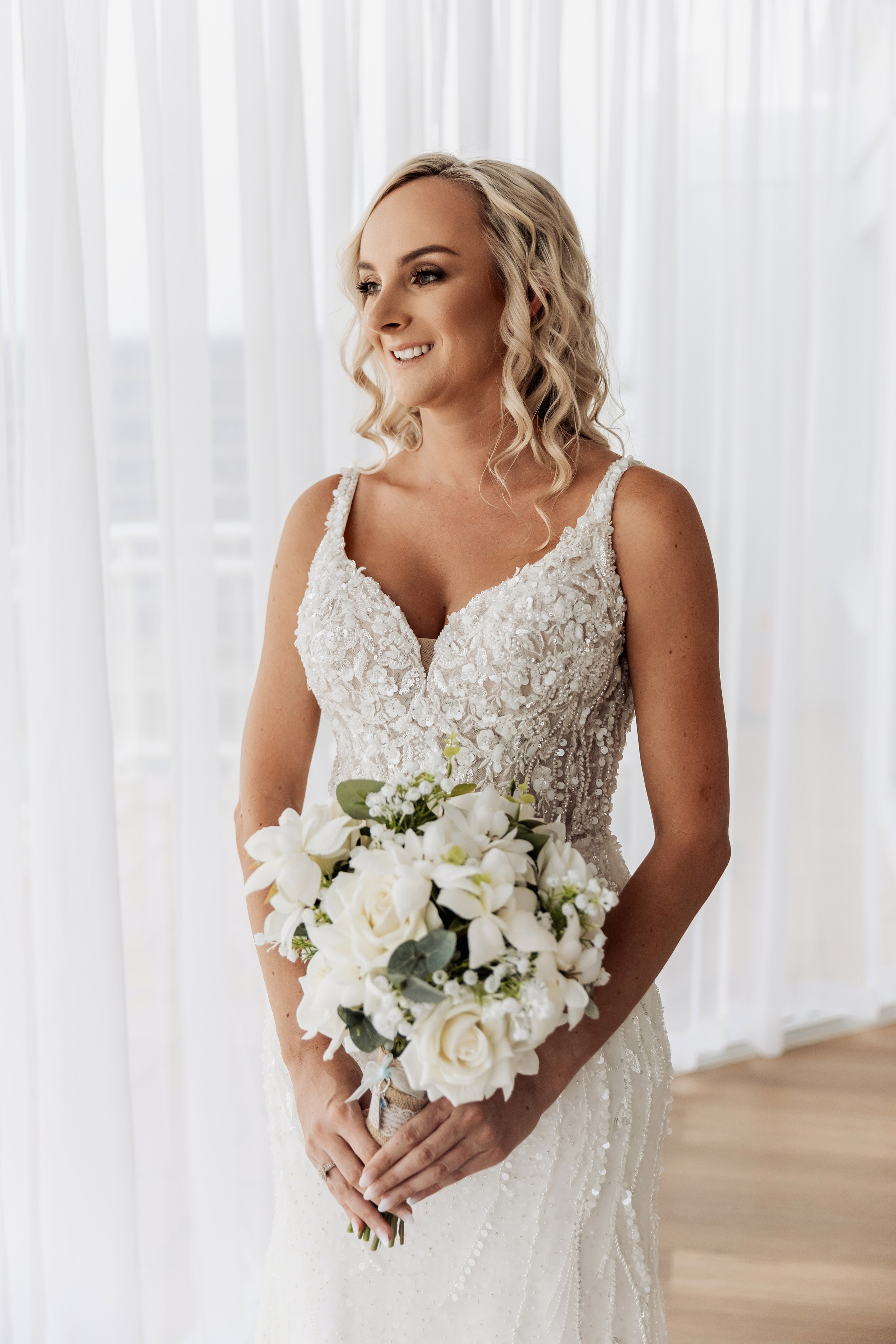 …Timeless connection. Golden Moments Editing — We do Wedding’s Retouch and Video Editing