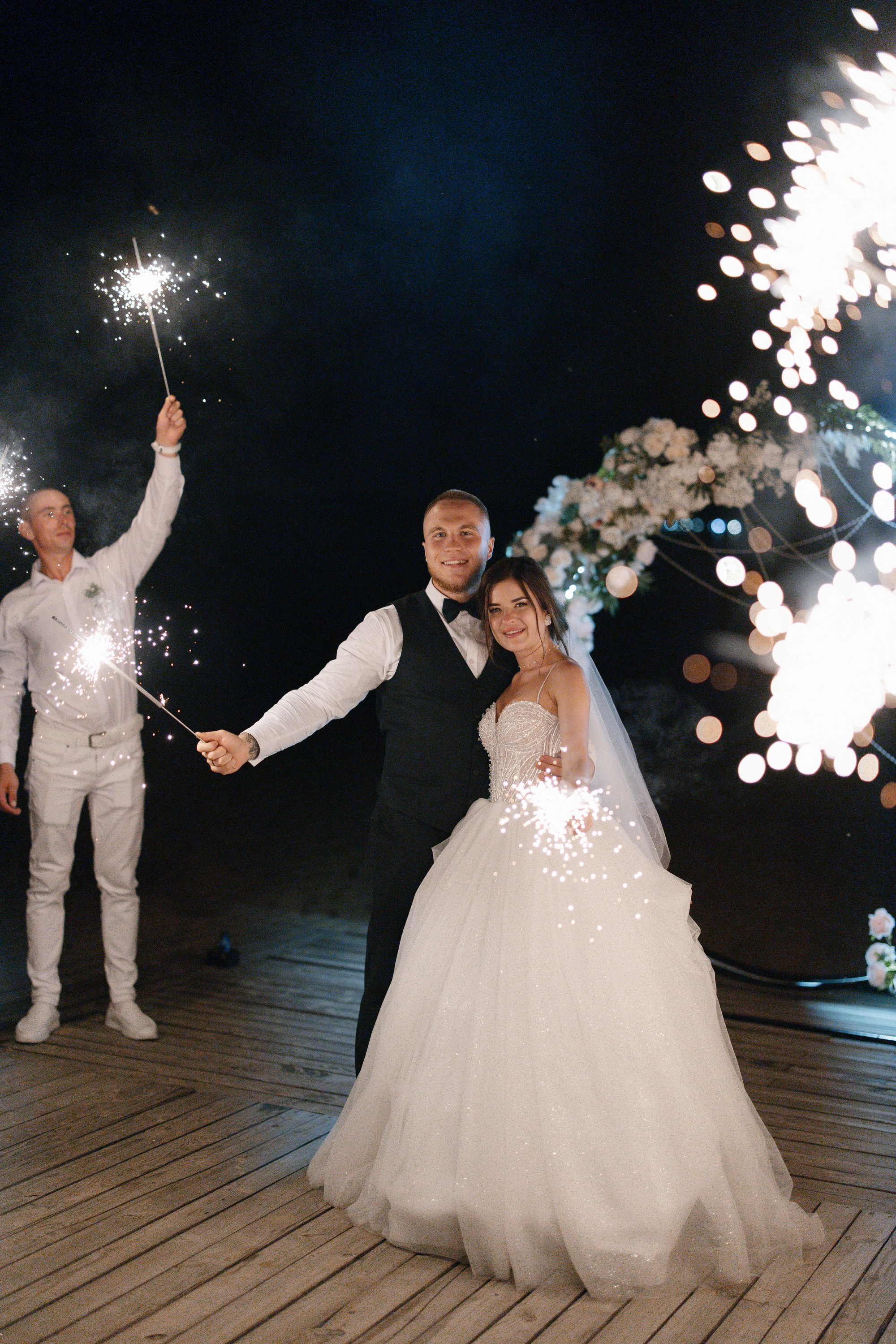 СВАДЕБНЫЕ ЭФФЕКТЫ «ФЕНИКС»