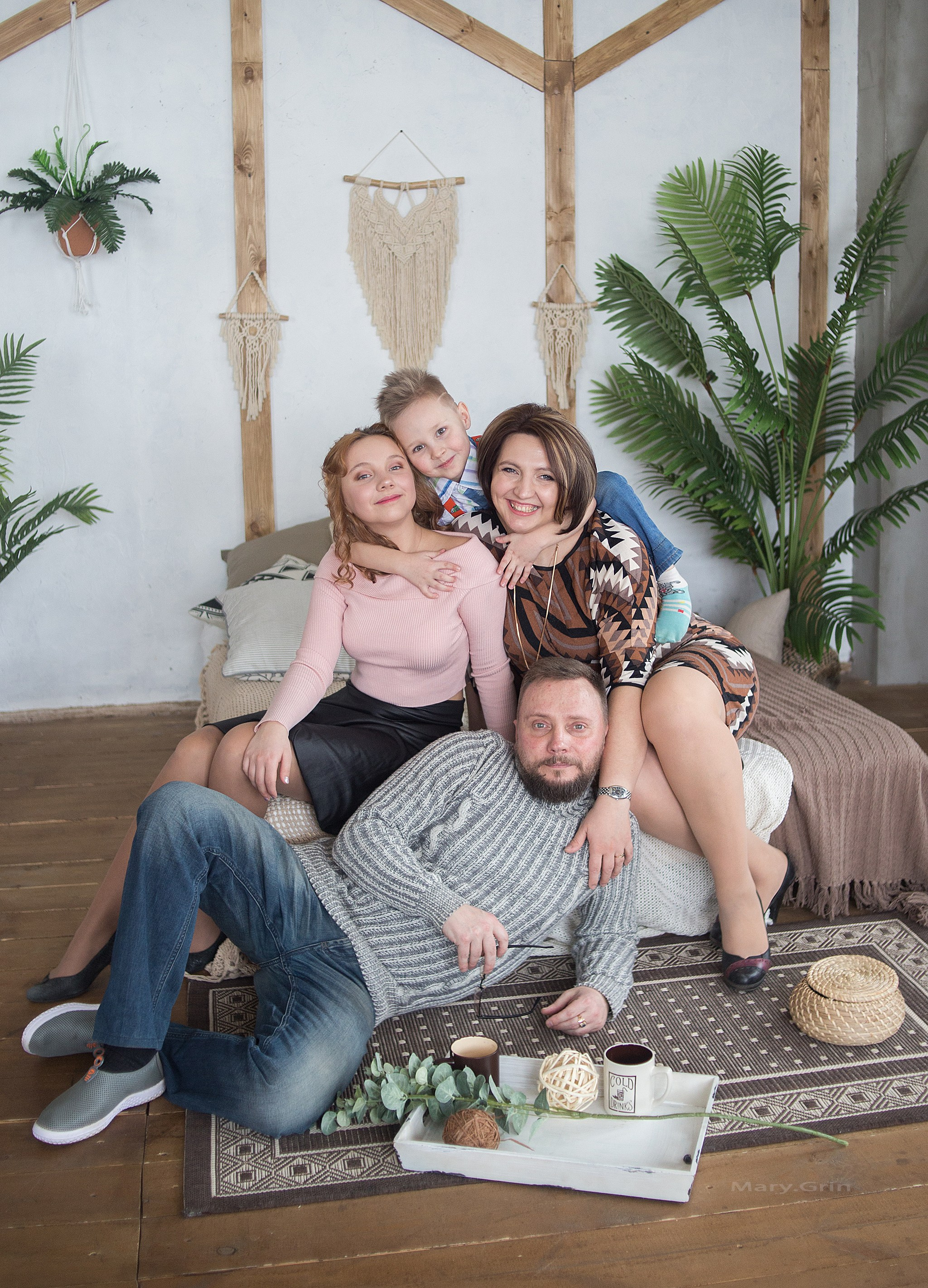 Студийная фотосессия семьи Александра и Марии. Детский и семейный фотограф, фотограф мероприятий Нижний Новгород