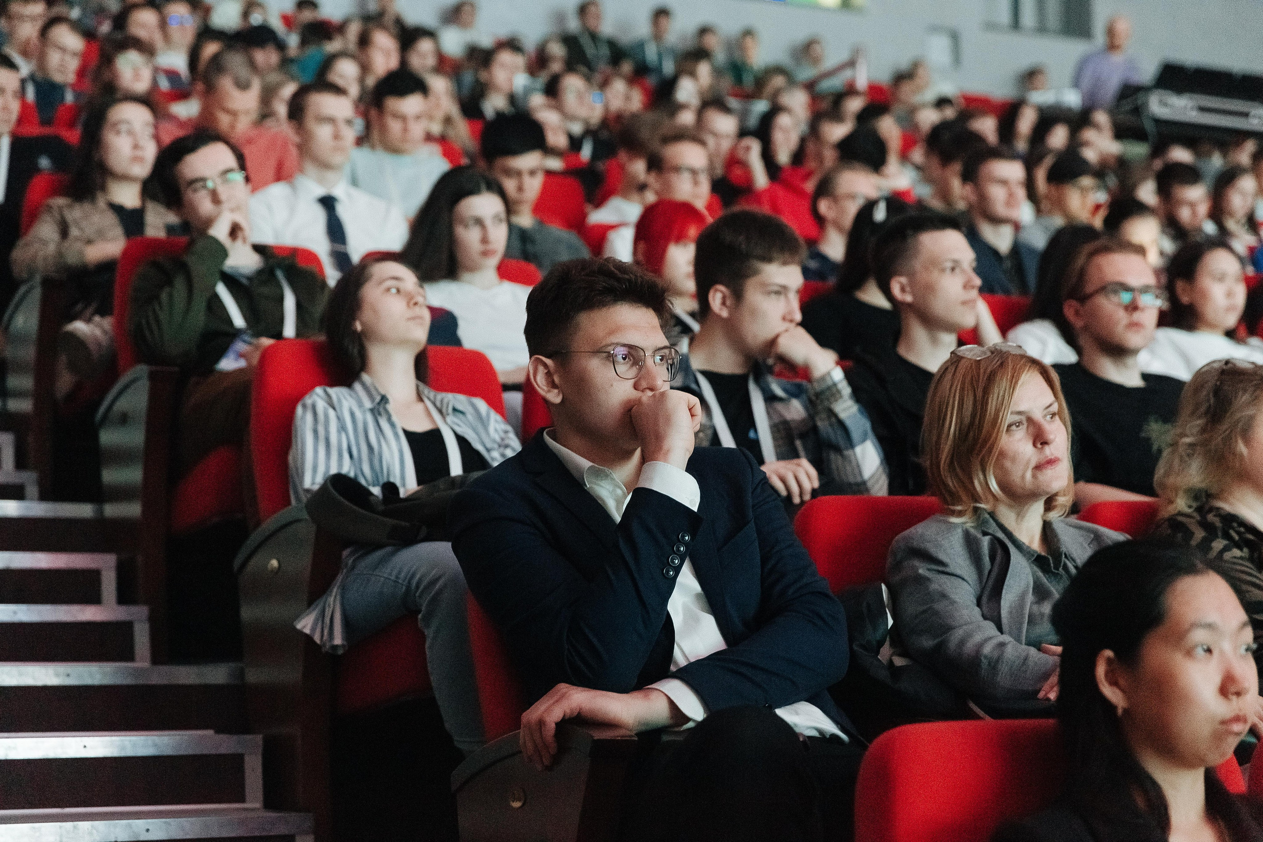 Сбер лекция по ИИ. Фотограф в Красноярске Любовь Малеева