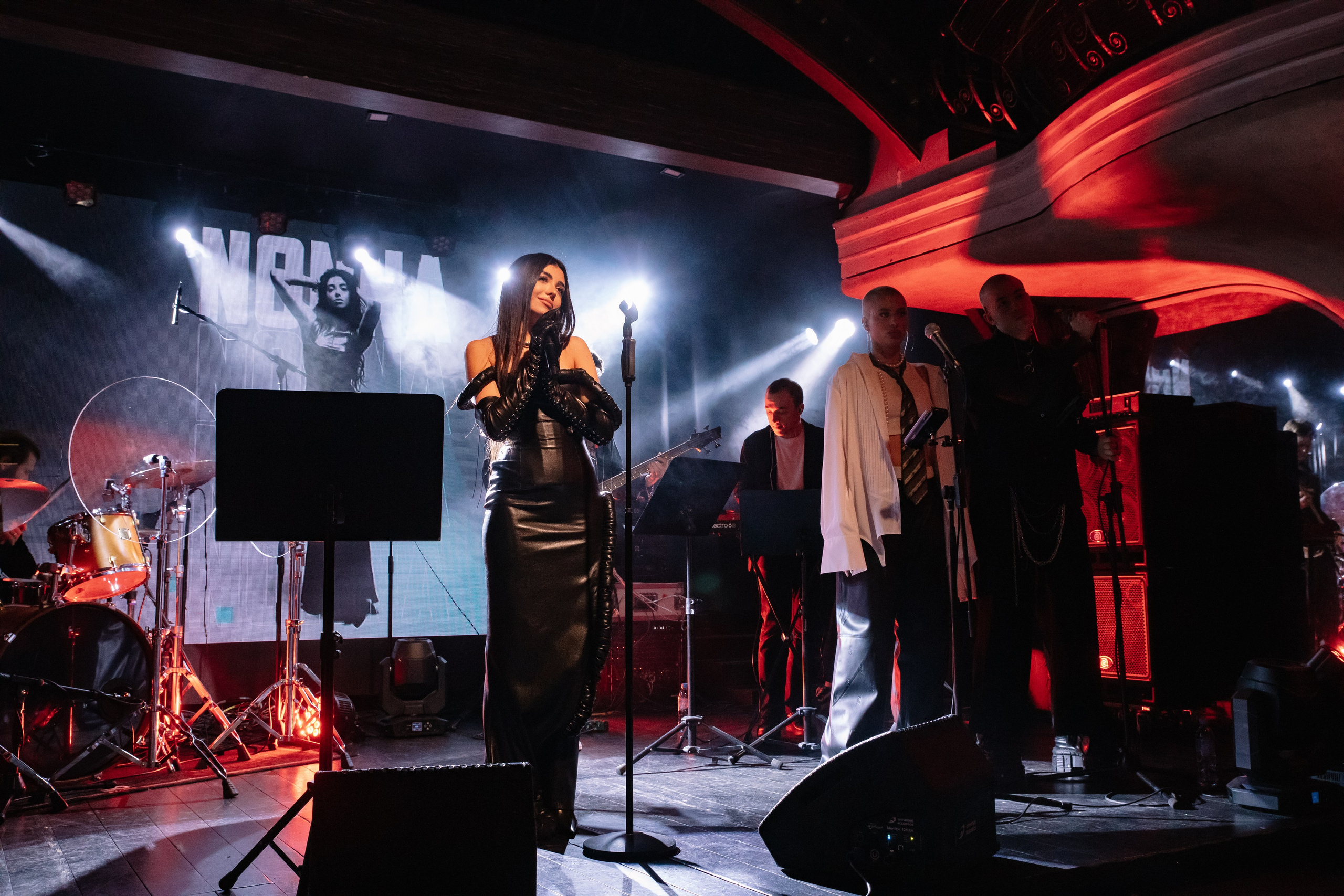 Nonna. Сольный концерт в Magnus Locus. Фотограф в Москве Яна Полосина