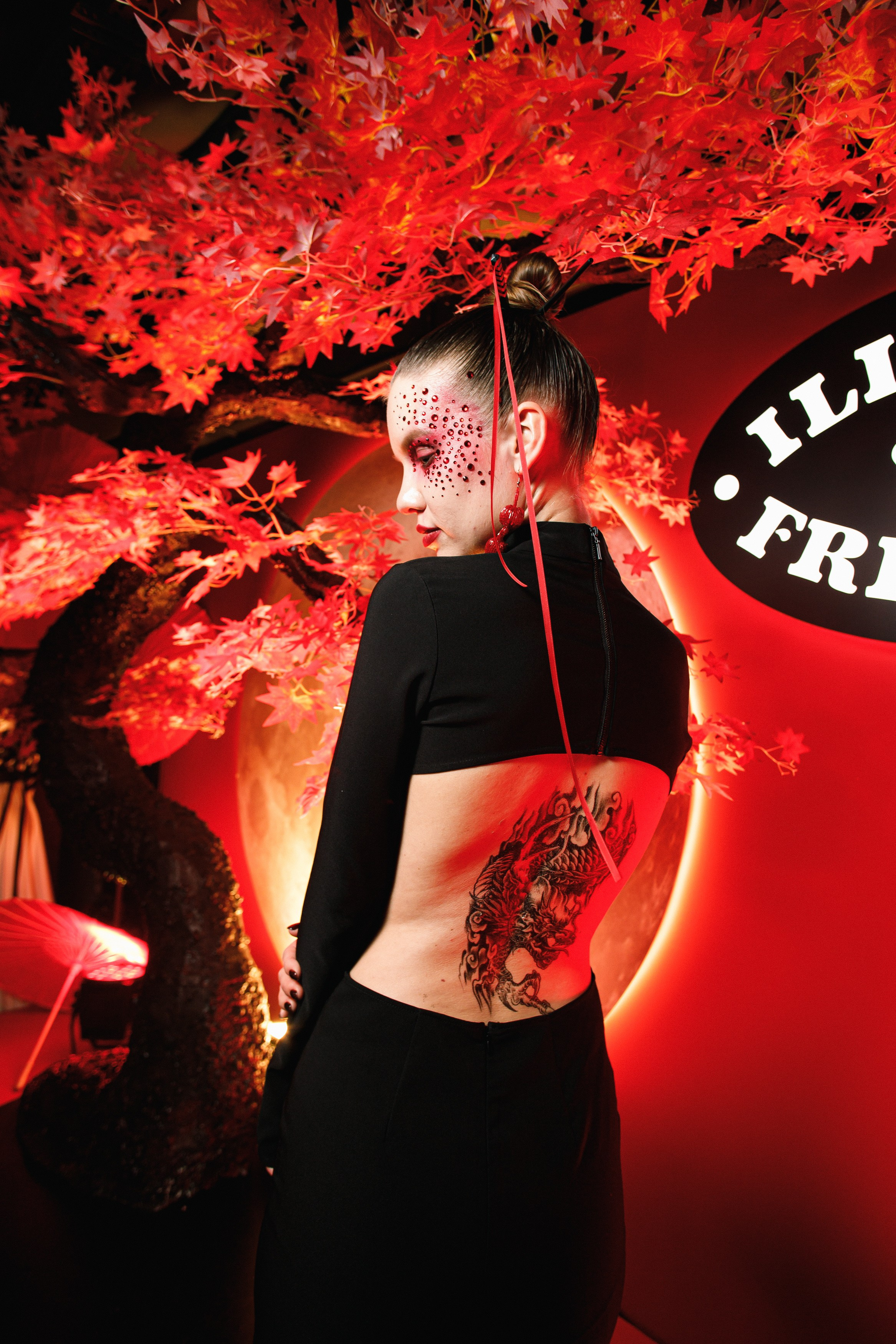 ILLEGAL FRIENDS | ASIA. СВОИ. ФОТООТЧЕТЫ-СОБЫТИЯ-МЕСТА