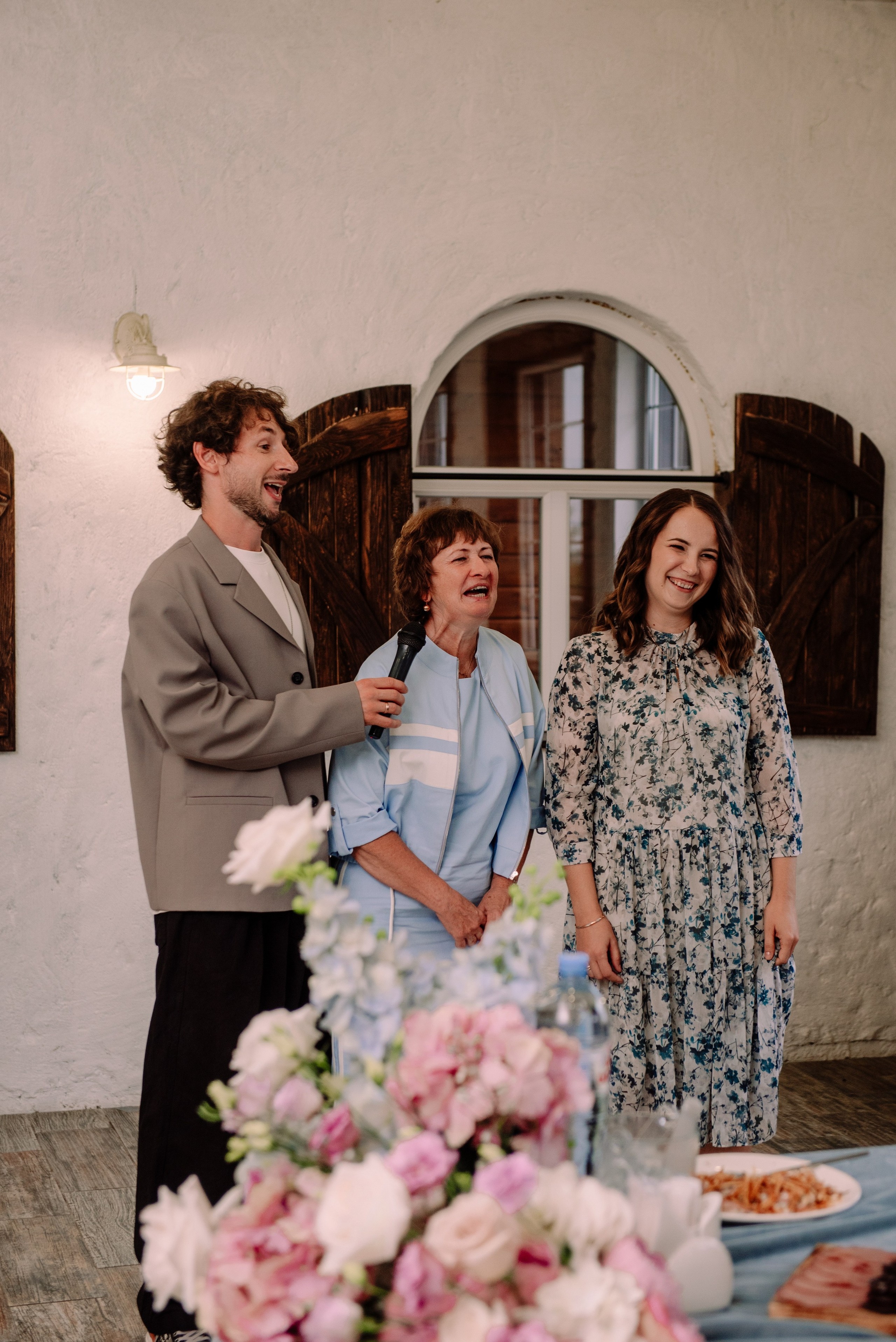 Юля и Саша — душевный банкет. Семейный и свадебный фотограф в Рязани Лиза Голованова