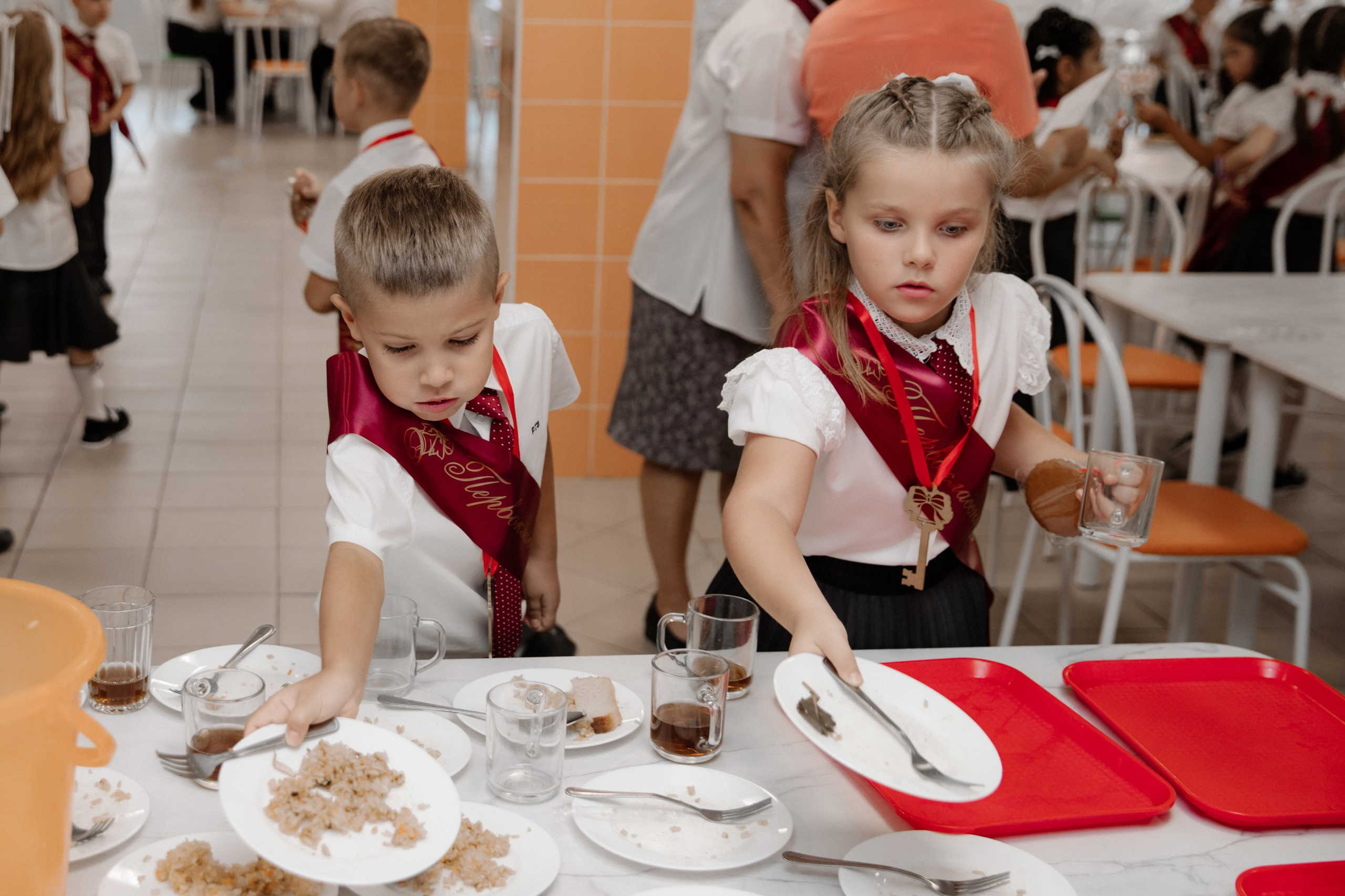 1 класс 11 школа. Выпускные альбомы Натальи Бутко: Новороссийск, Анапа, Геленджик