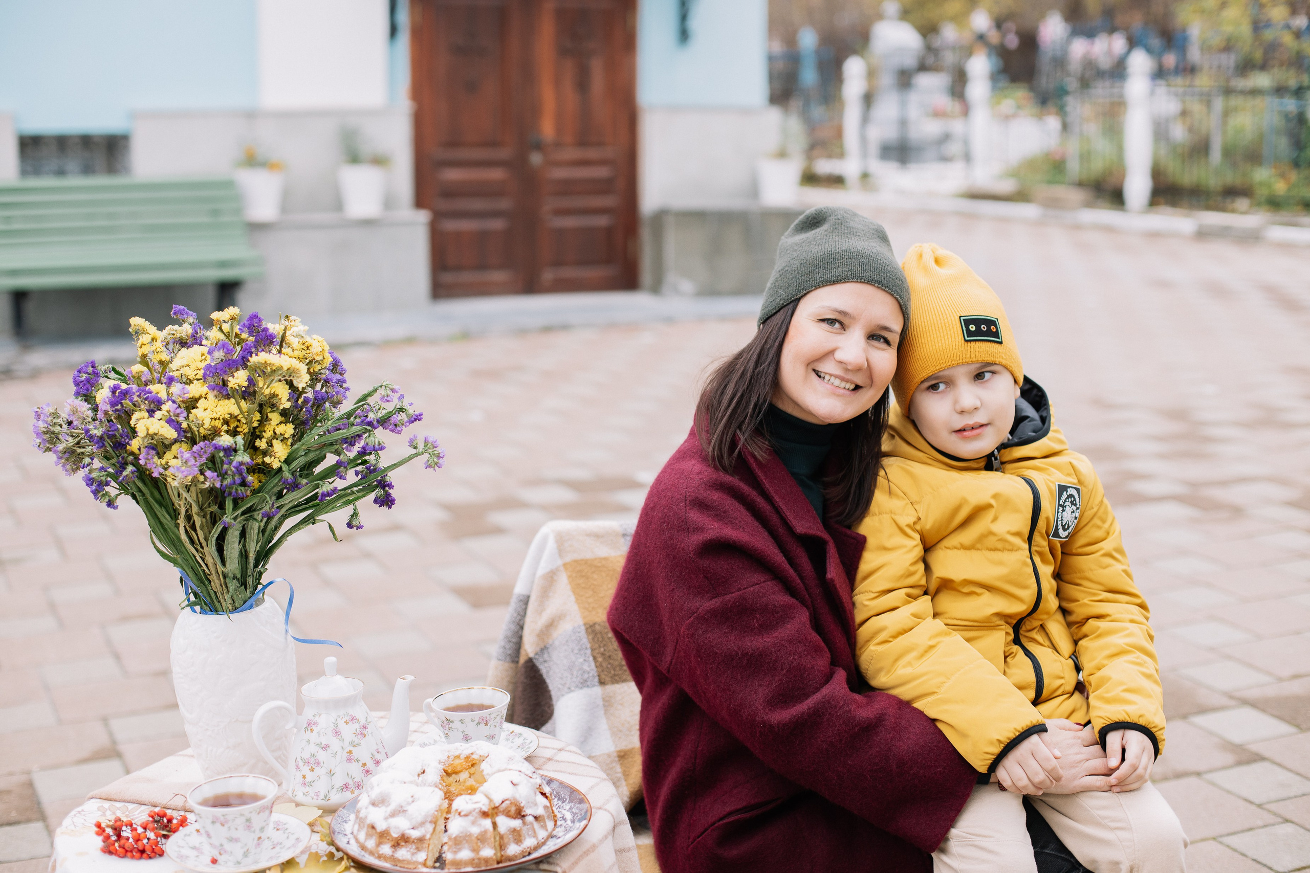 Покров в храме Иоанна Предтечи. Семейный фотограф Трусова Евгения в Екатеринбурге